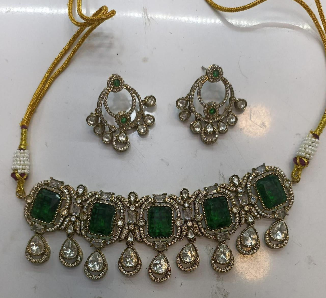 Ira Emerald Polki Choker Set
