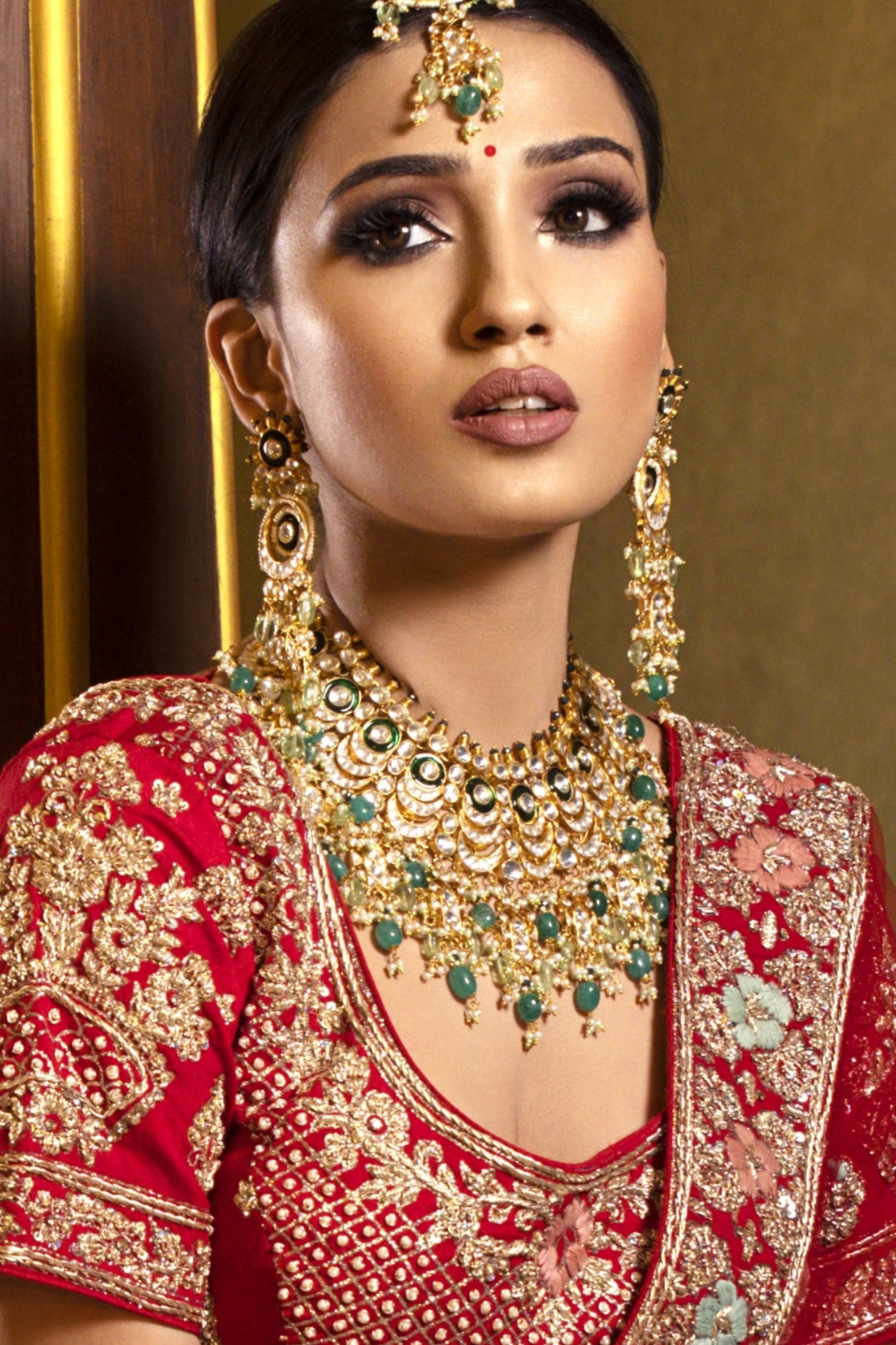 Koena Pachi Kundan Bridal Set