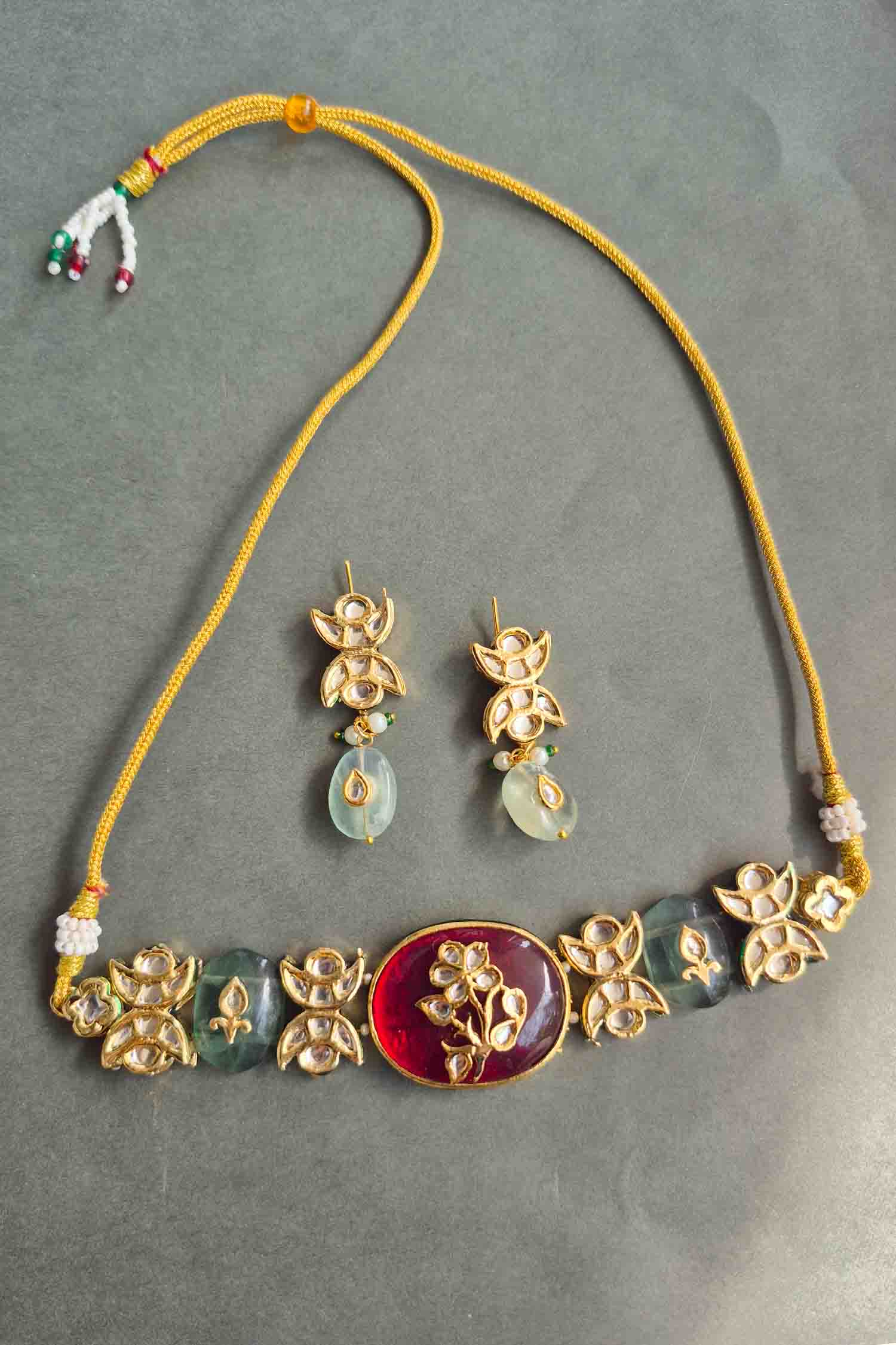 Jenisa Kundan Carving Stone Set