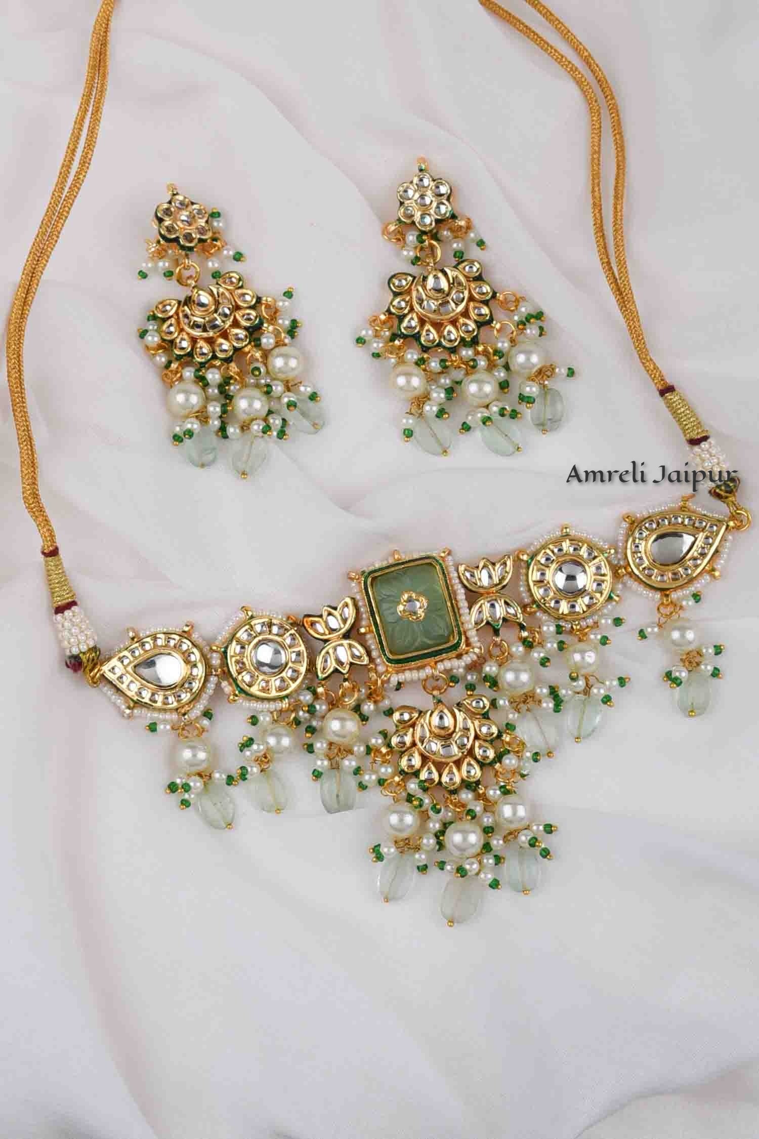 Zuri Kundan Choker Set