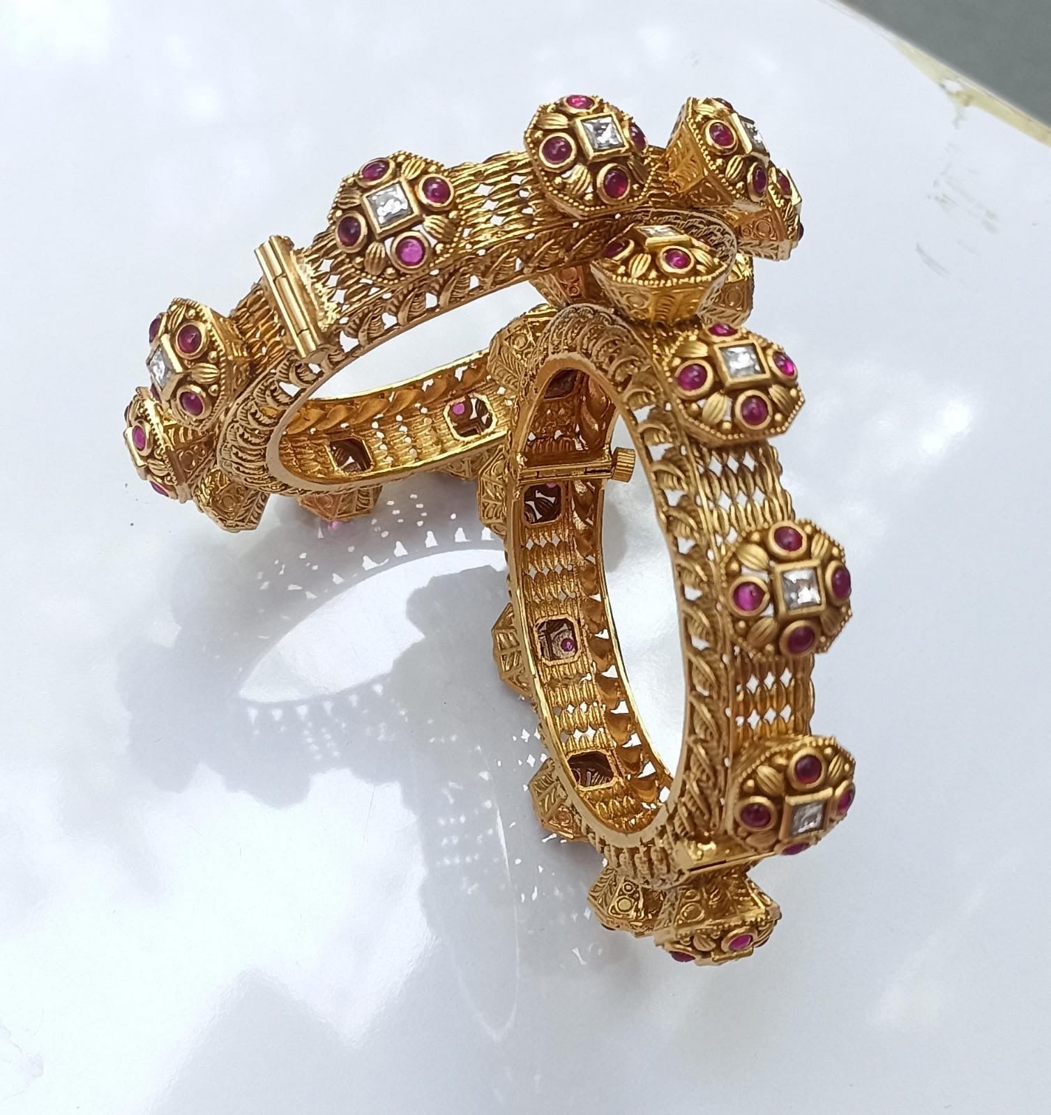 Aaraish Gold Plated Bangles