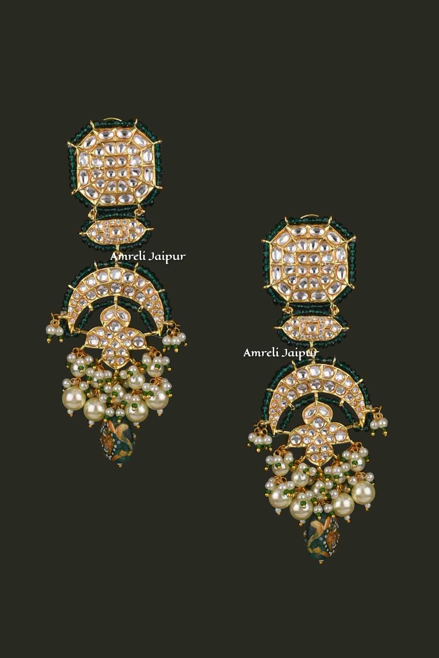 Anantam Pachi Kundan Earrings