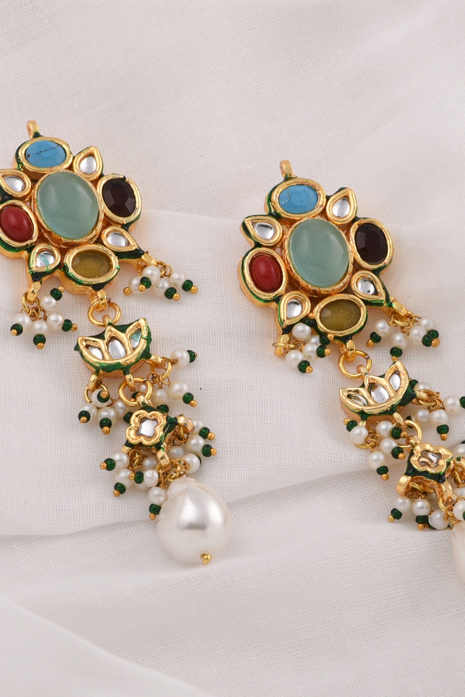 Soma Kundan Choker Set