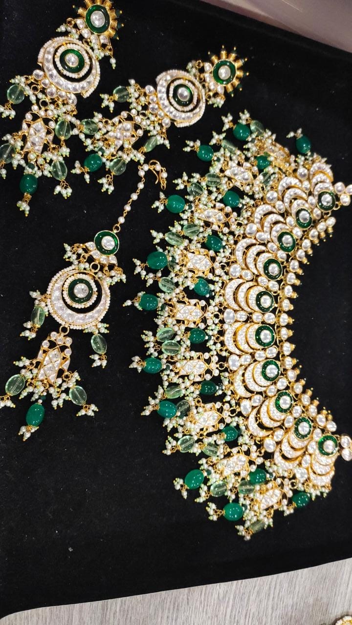 Koena Pachi Kundan Bridal Set