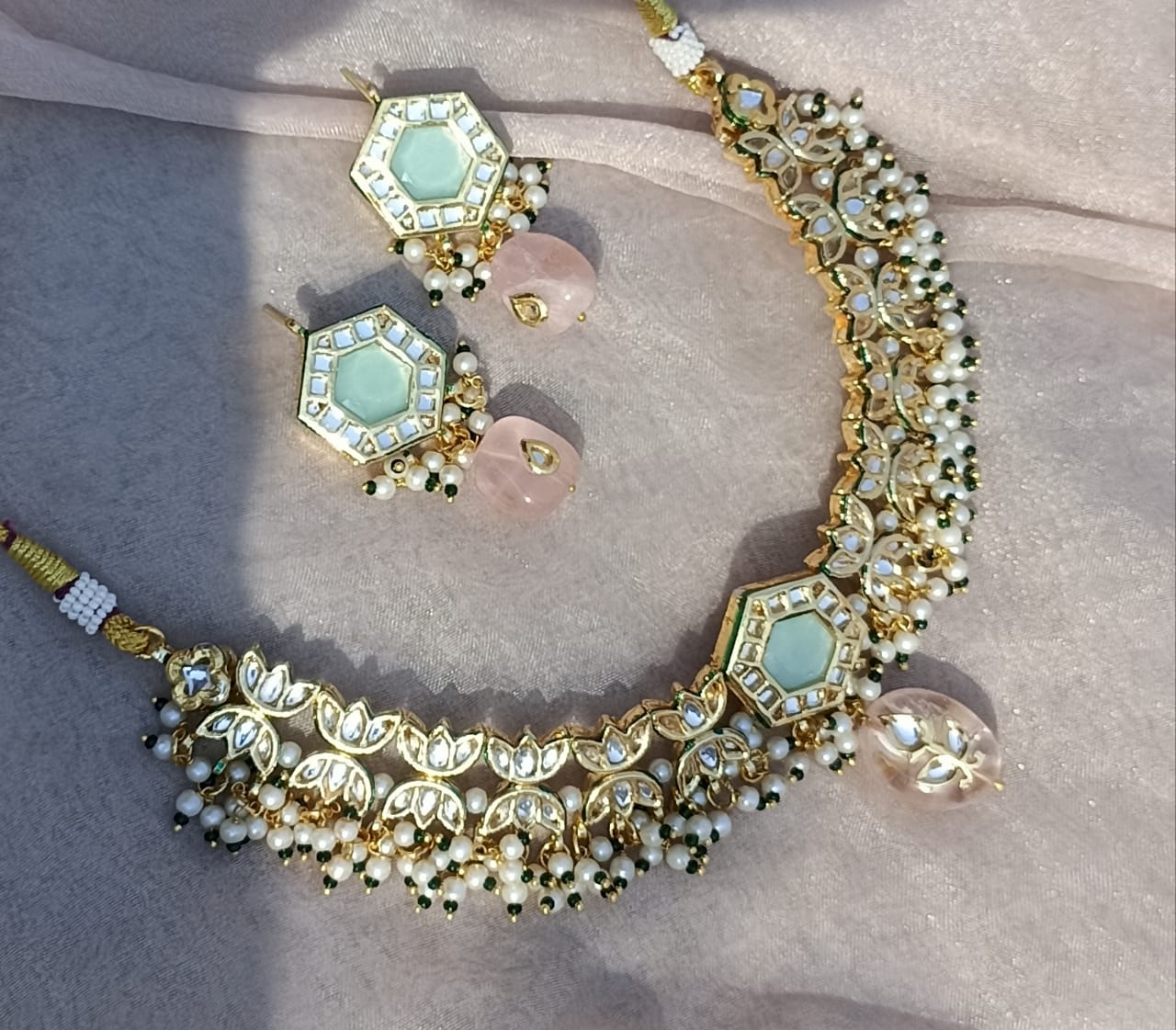 Samiya Kundan Necklace Set