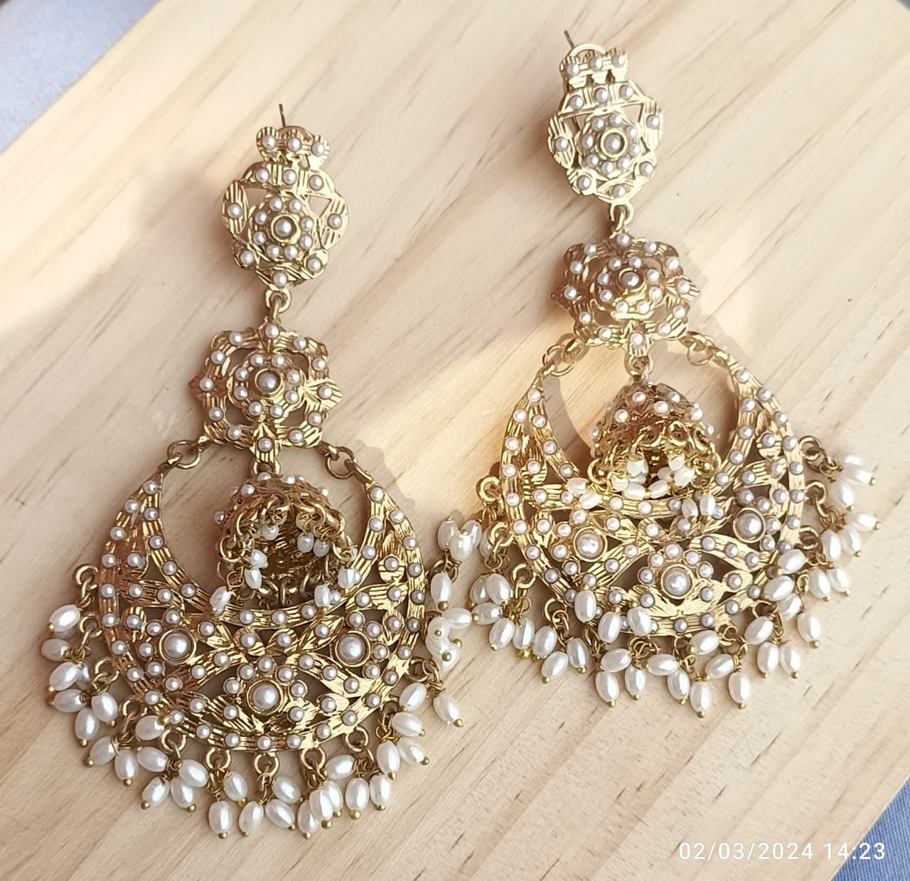 Afrini Chandbali Earrings