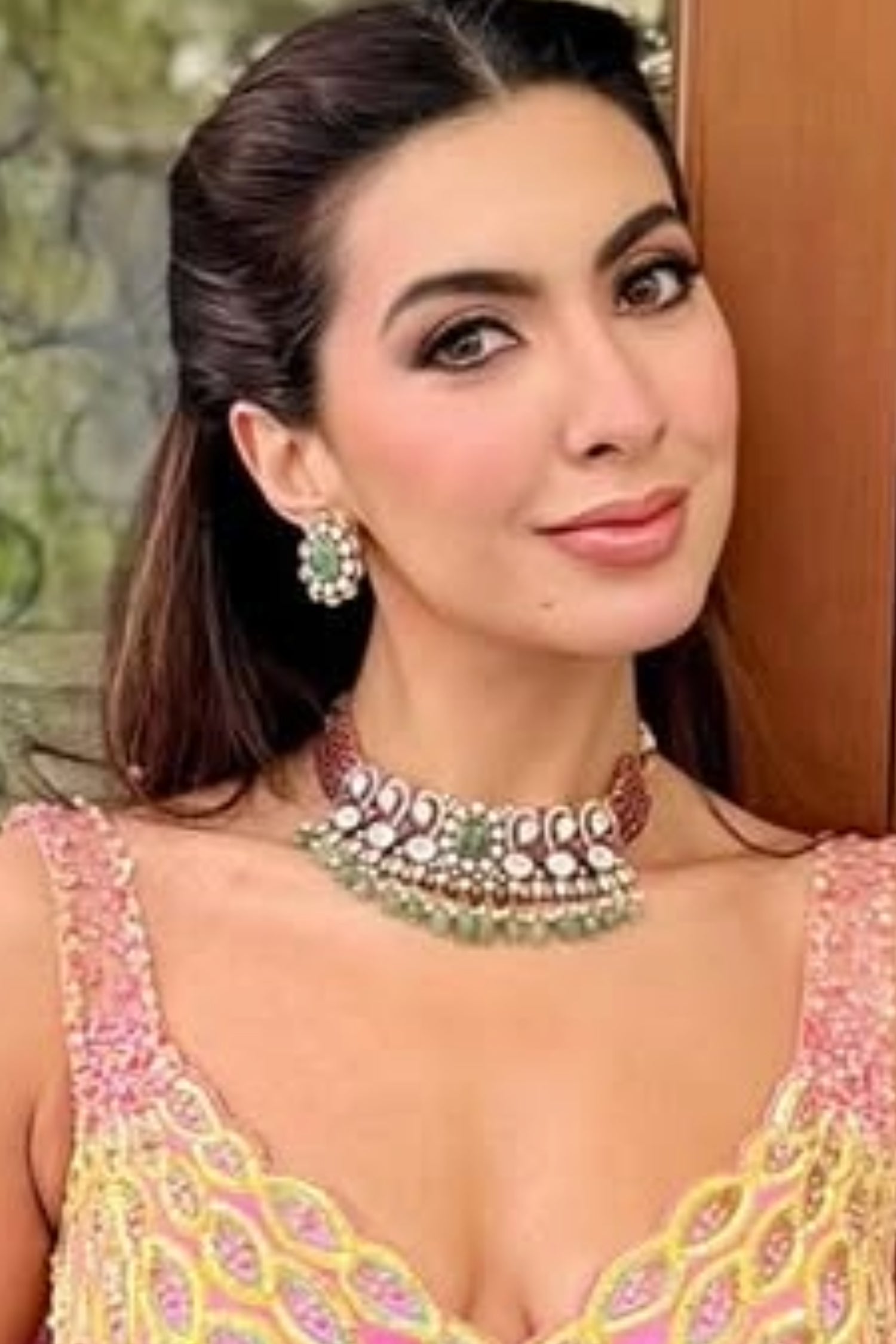 Preto Polki Kundan Choker Set