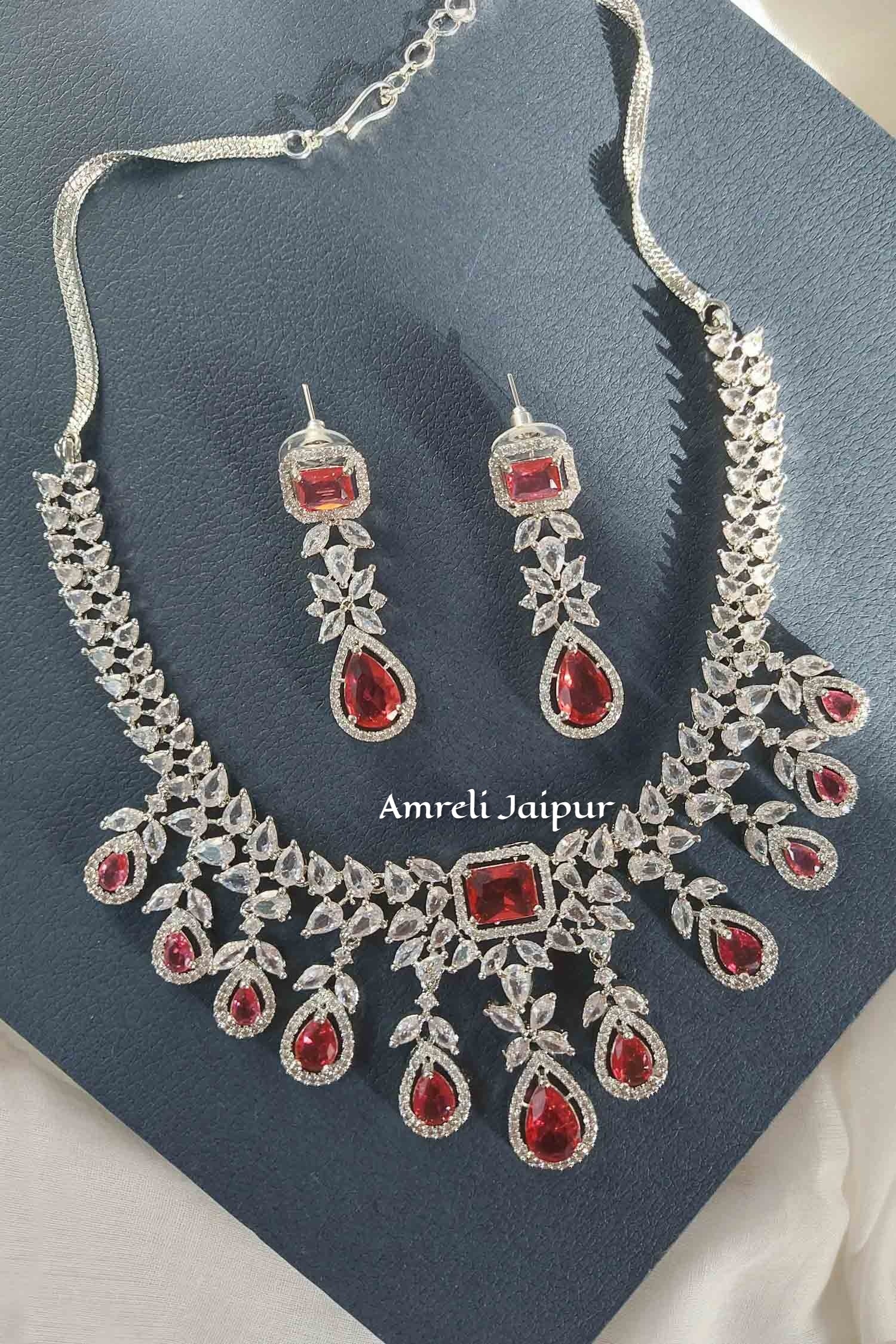 Ginevra Diamond Necklace Set