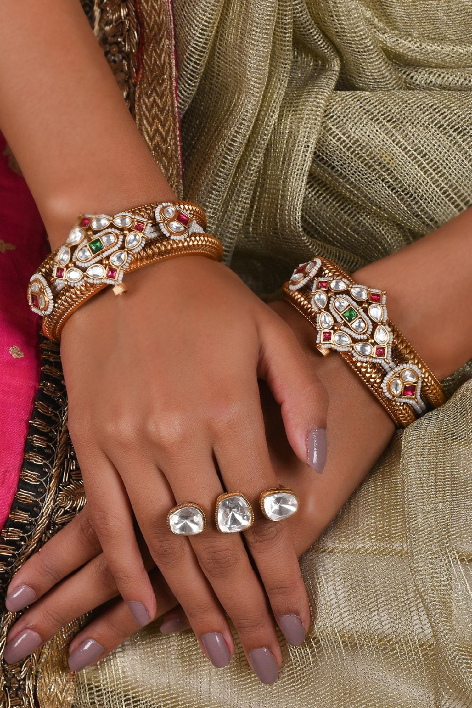 Riwaya Gold Kundan Bangles