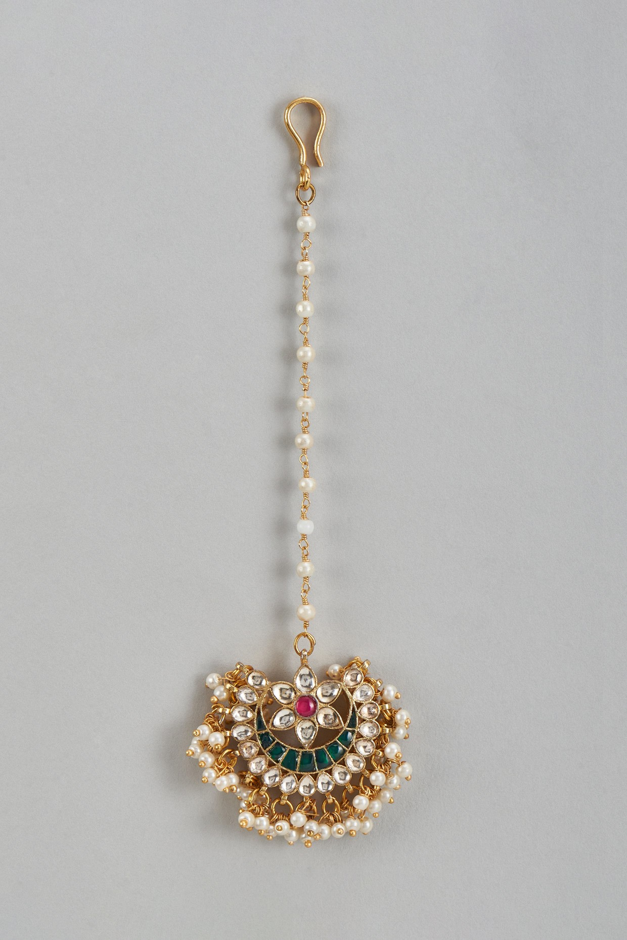 Pachi Kundan Maangtika