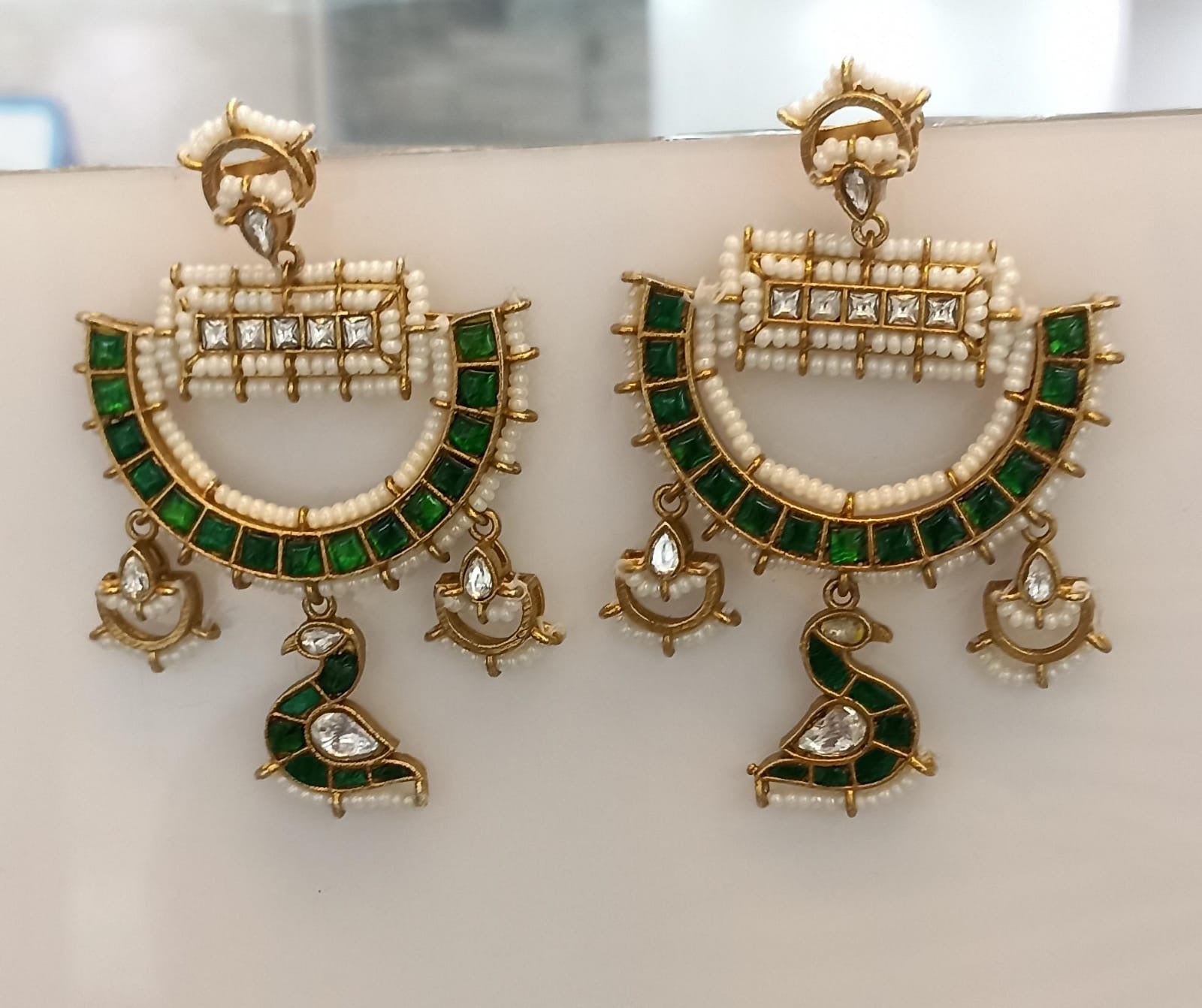 Trishana Pachi Kundan Earrings