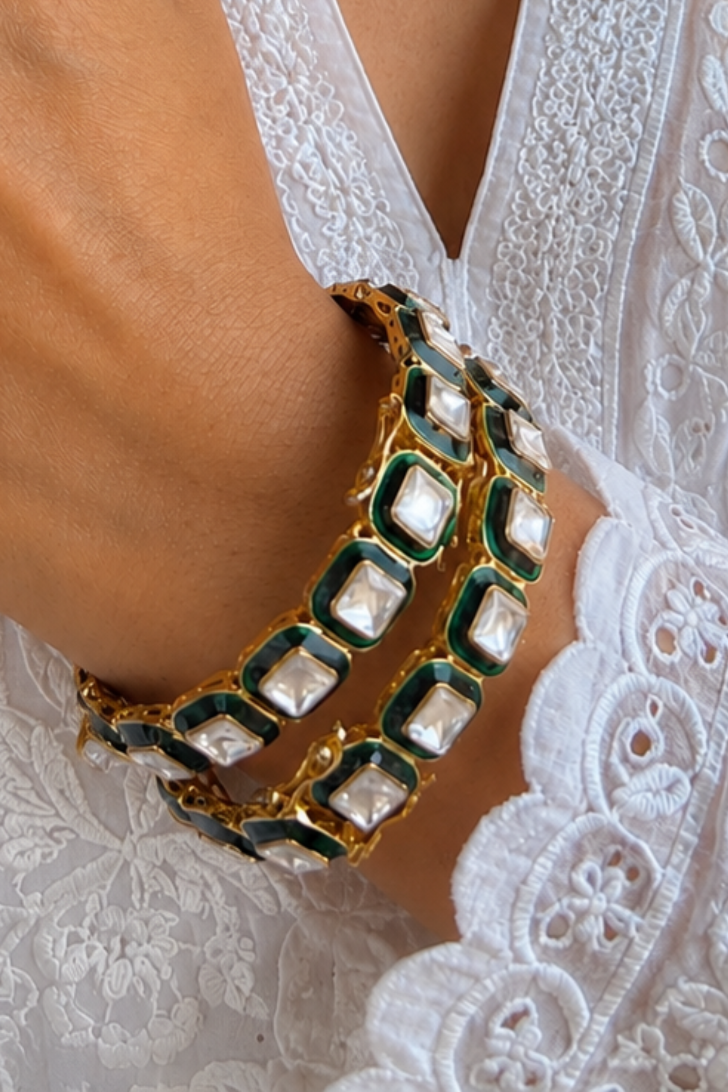 Polki Emerald Bangles