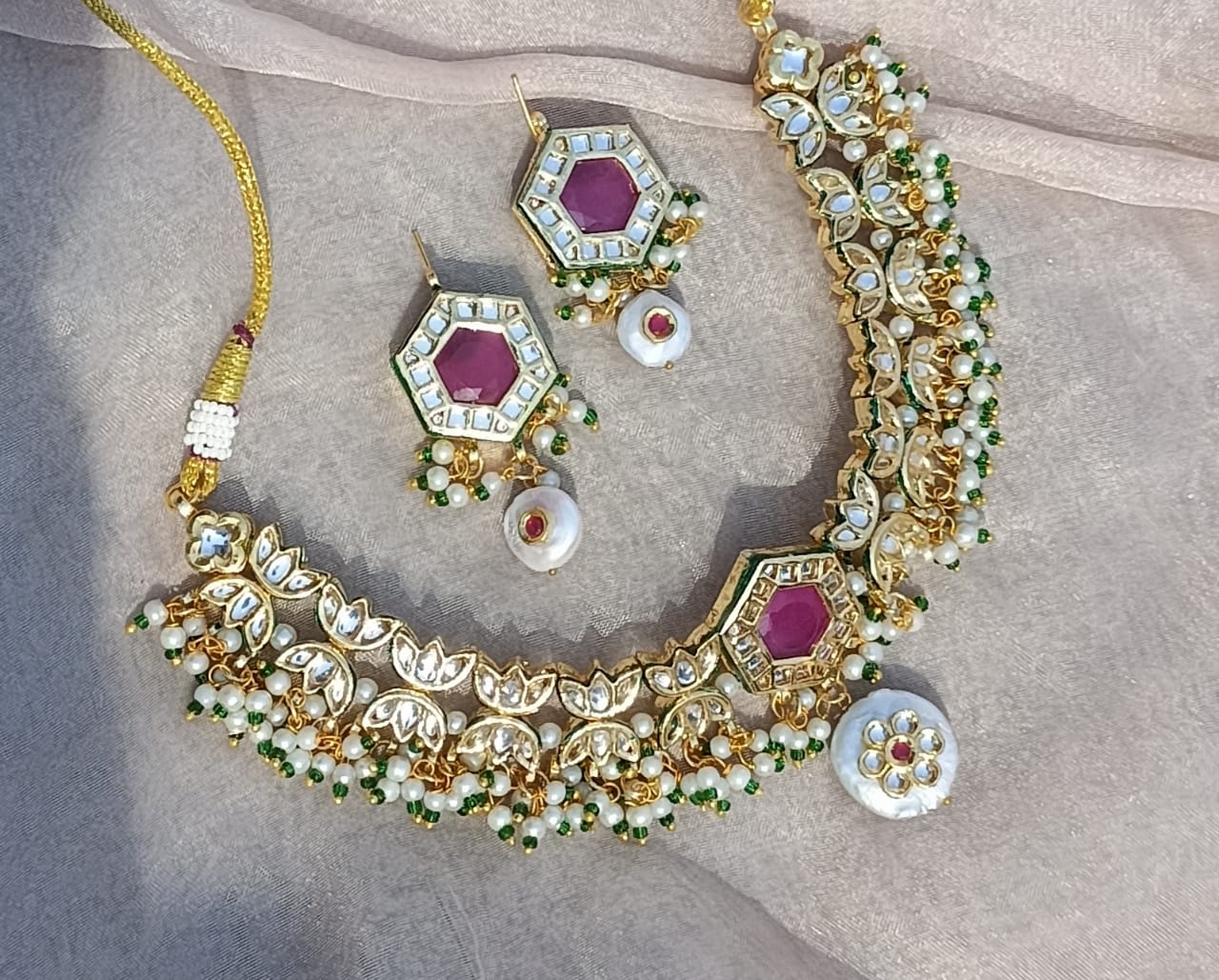 Samiya Kundan Necklace Set