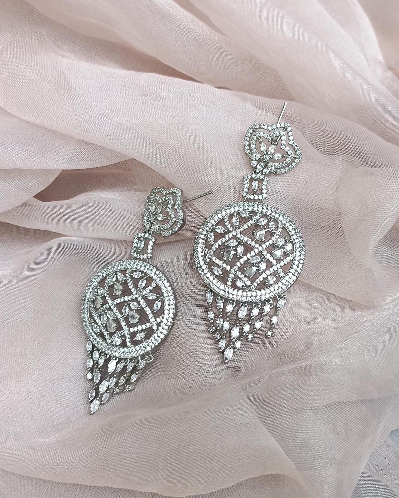 Eliyn Diamond Earrings