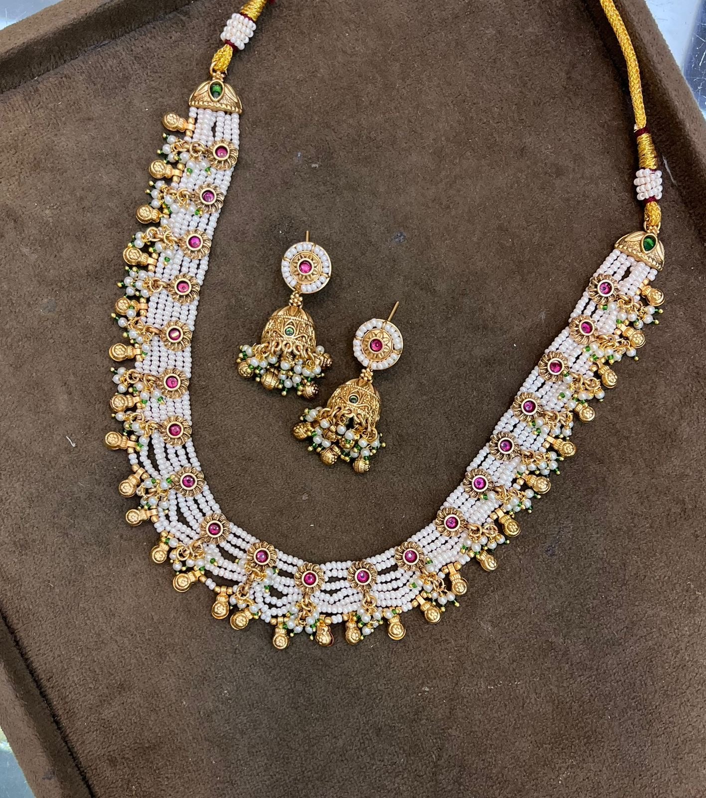 Banita Temple Gold Set