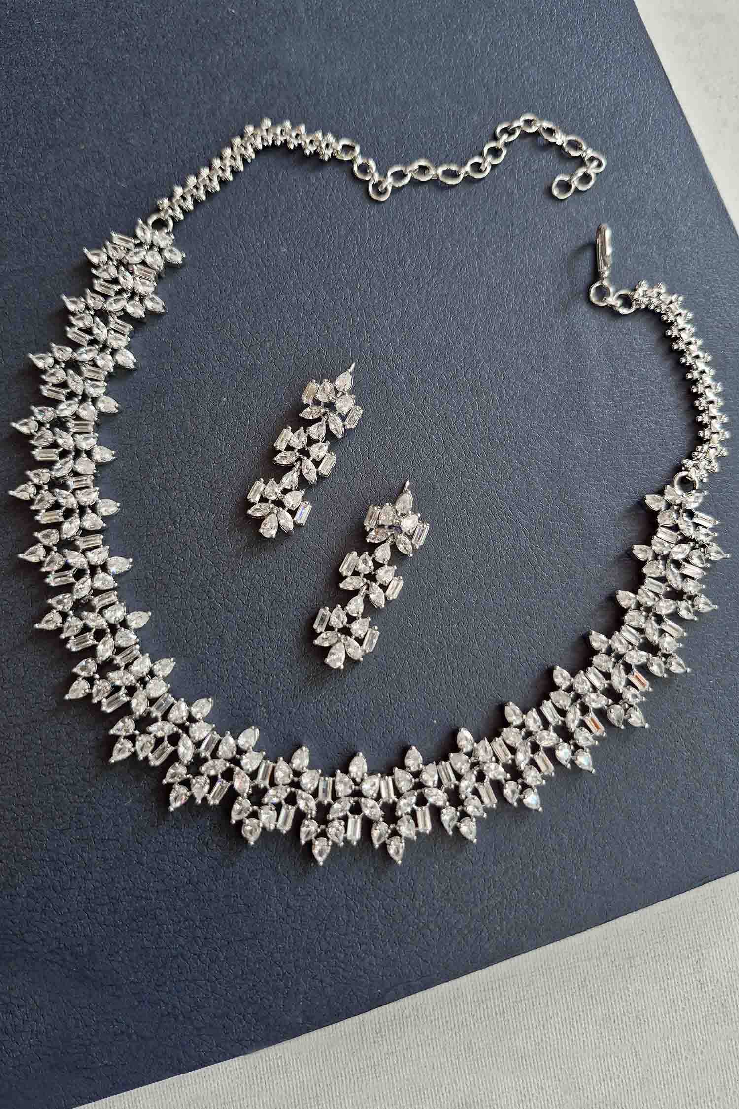 Olive Diamond Necklace Set