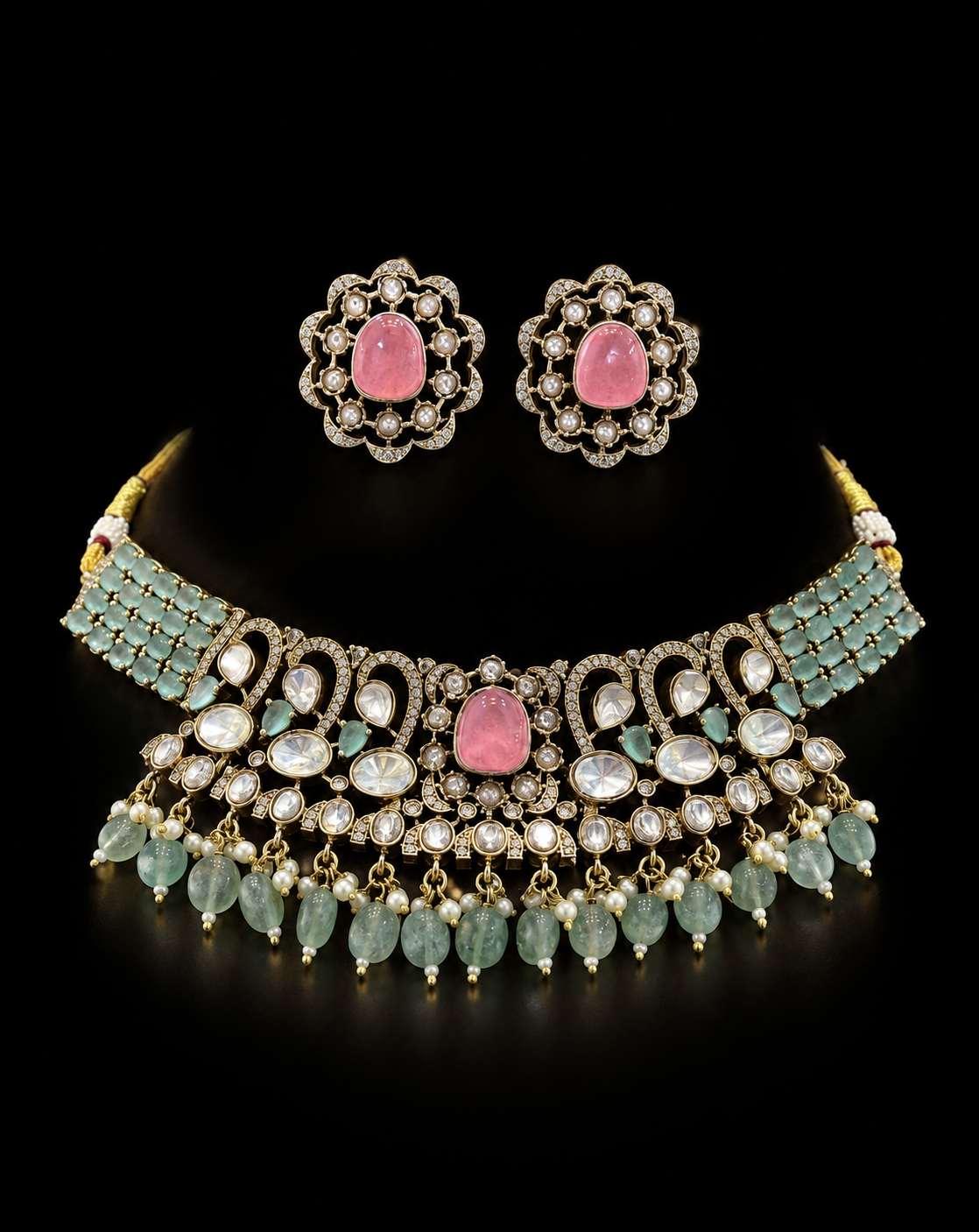 Preto Polki Kundan Choker Set