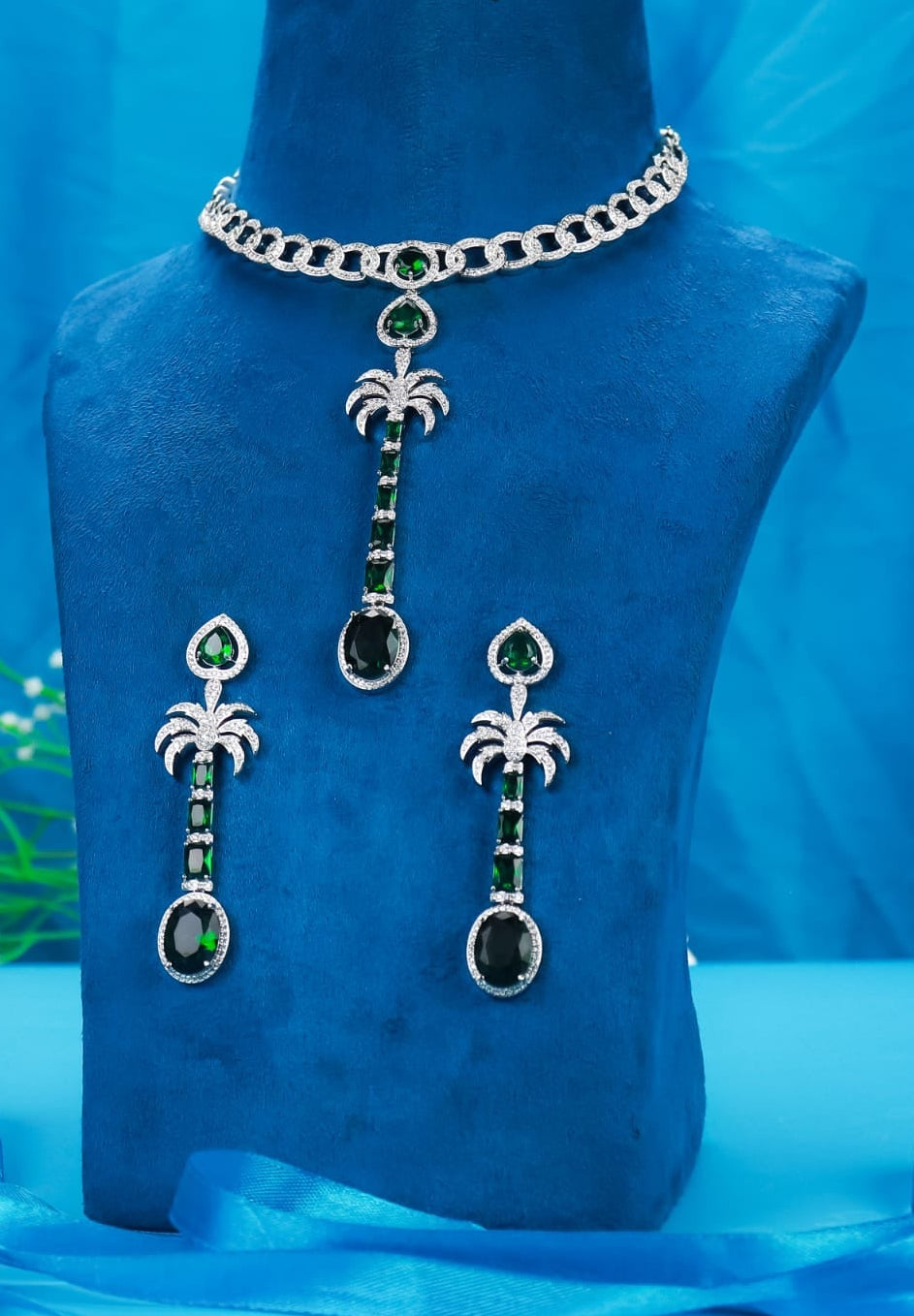 Remy Diamond Necklace Set