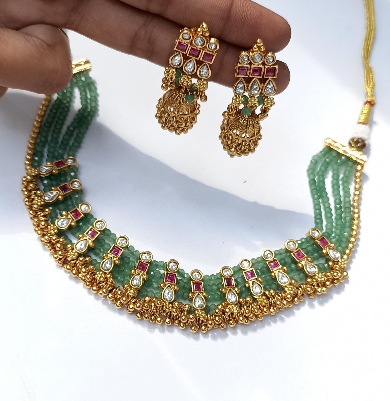 Aasha Temple Gold Set