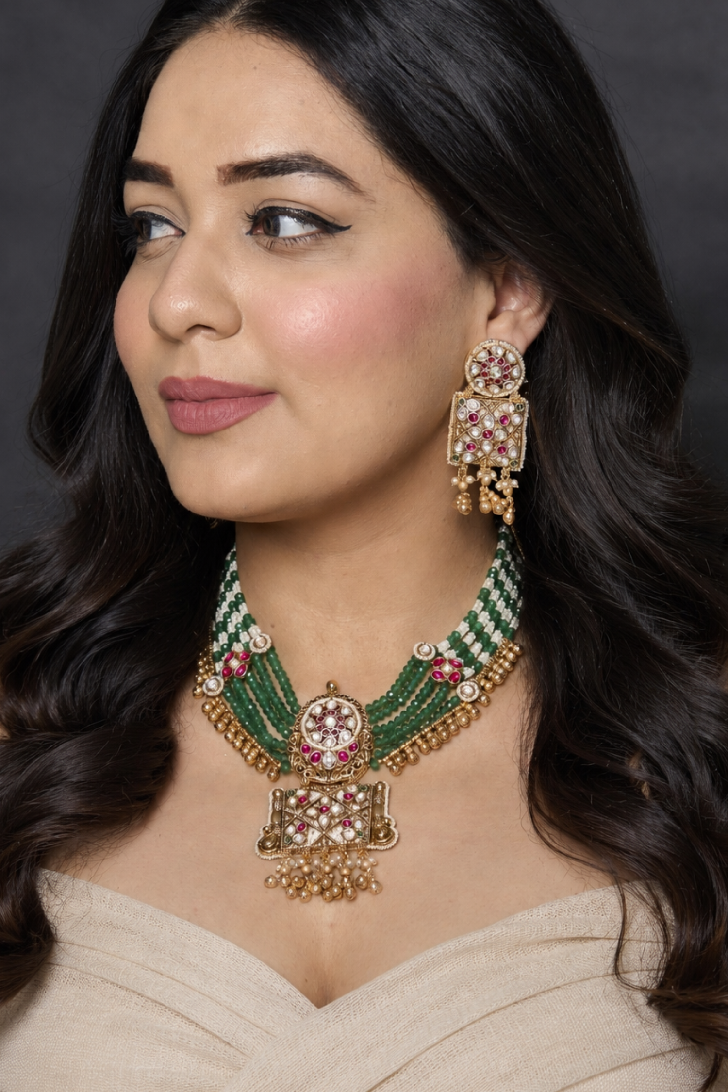 Nairiti Temple Gold Set