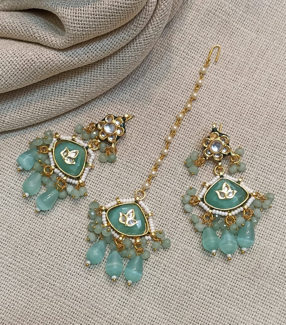 Anikka Earrings With Maangtika