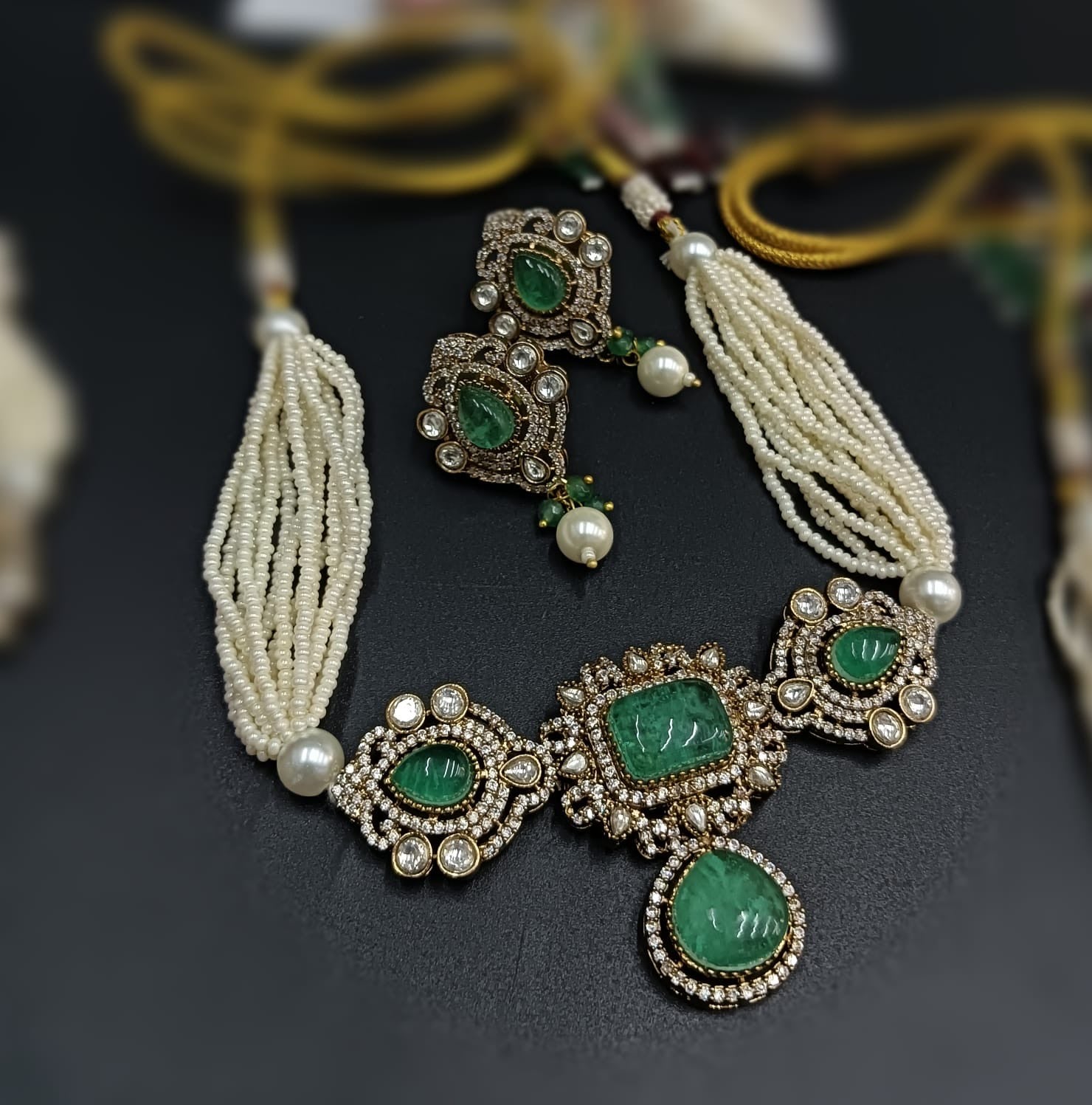 Tahila Polki Choker Set