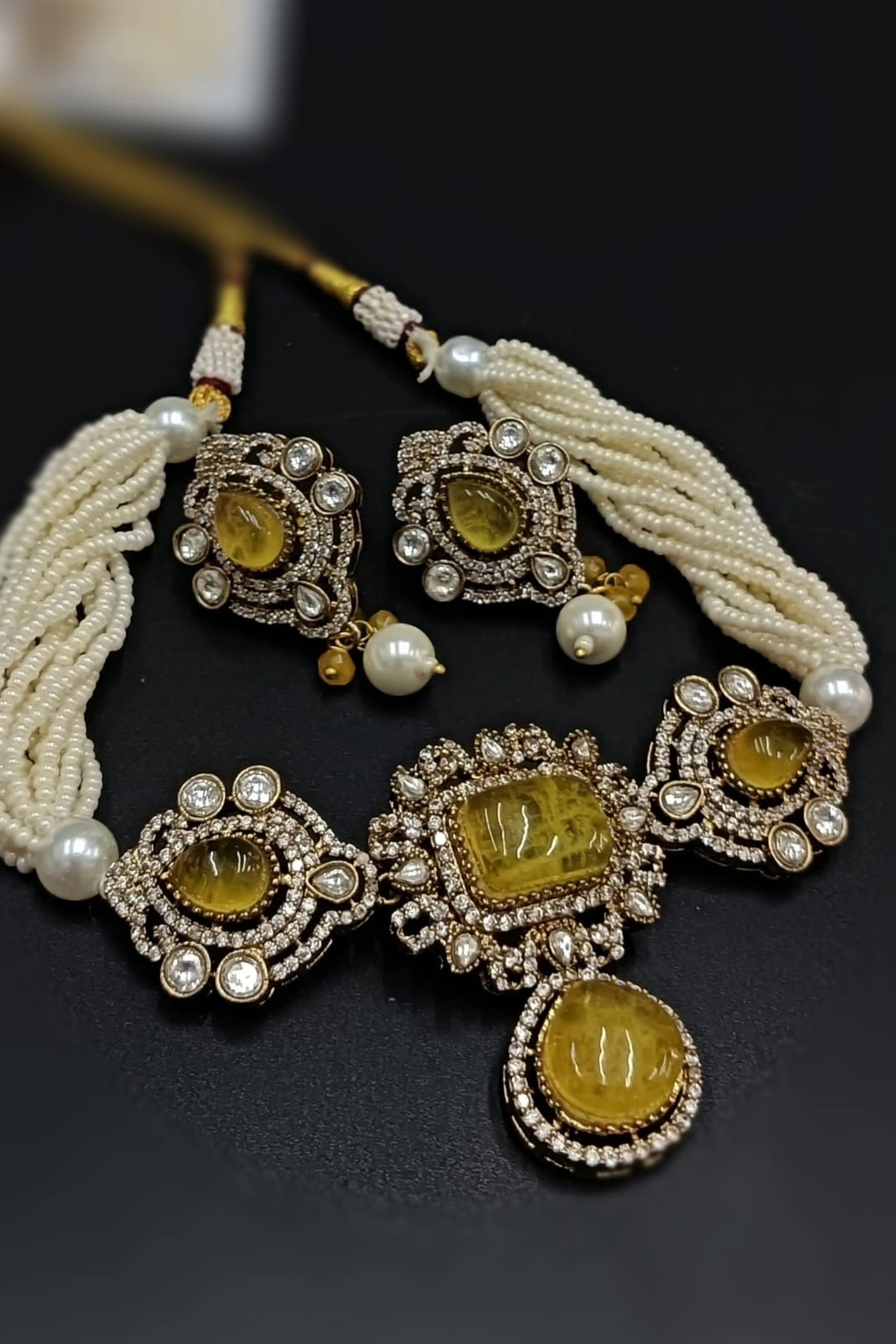 Tahila Polki Choker Set