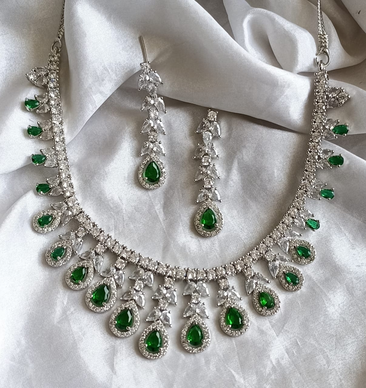Noelle Diamond Necklace Set