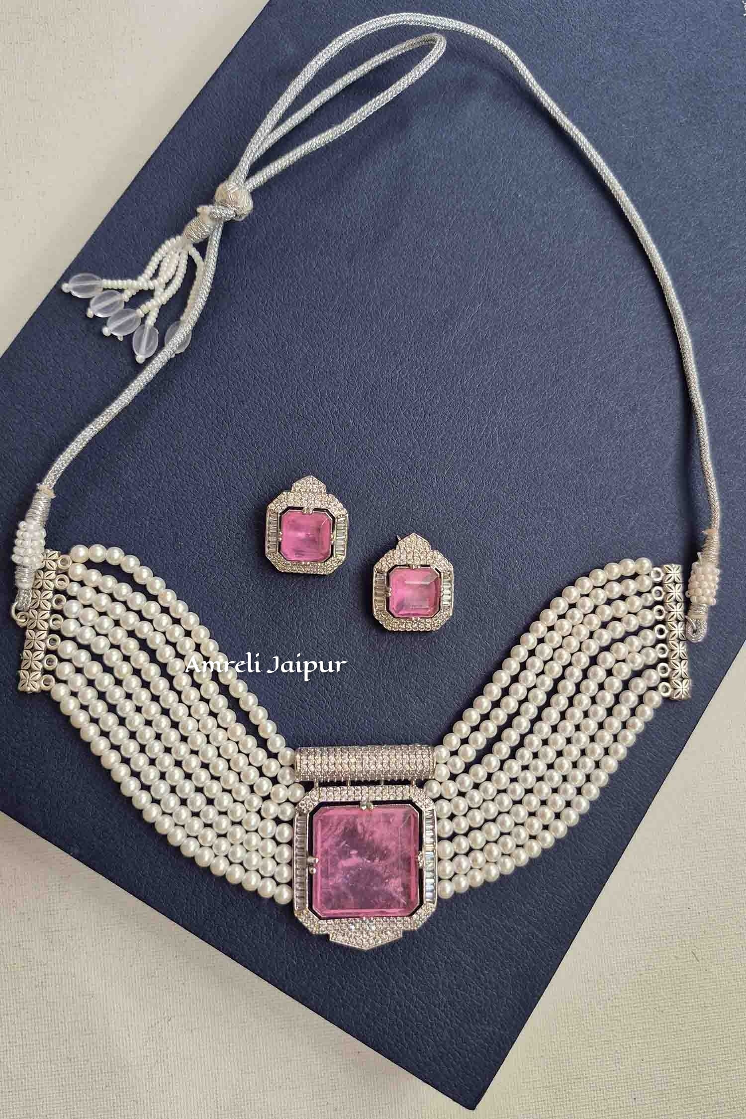 Perta Doublet Choker Set