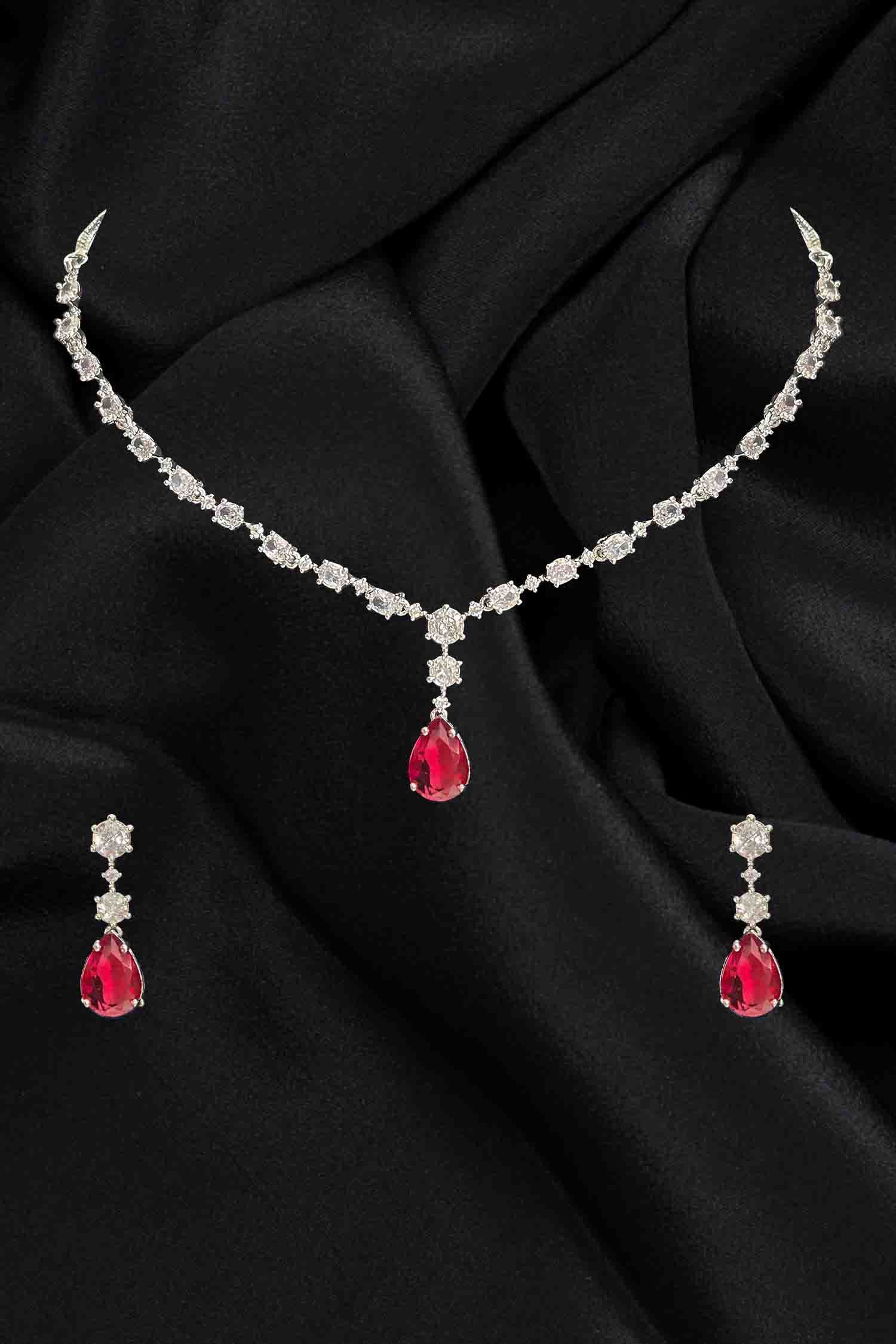 Belinde Diamond Necklace Set