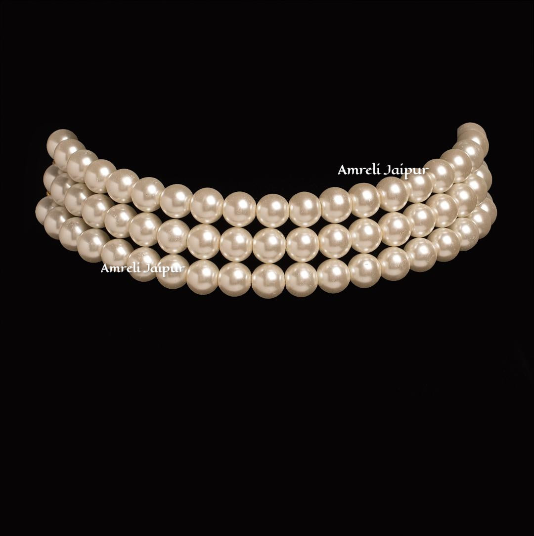 Lucil Pearl Choker