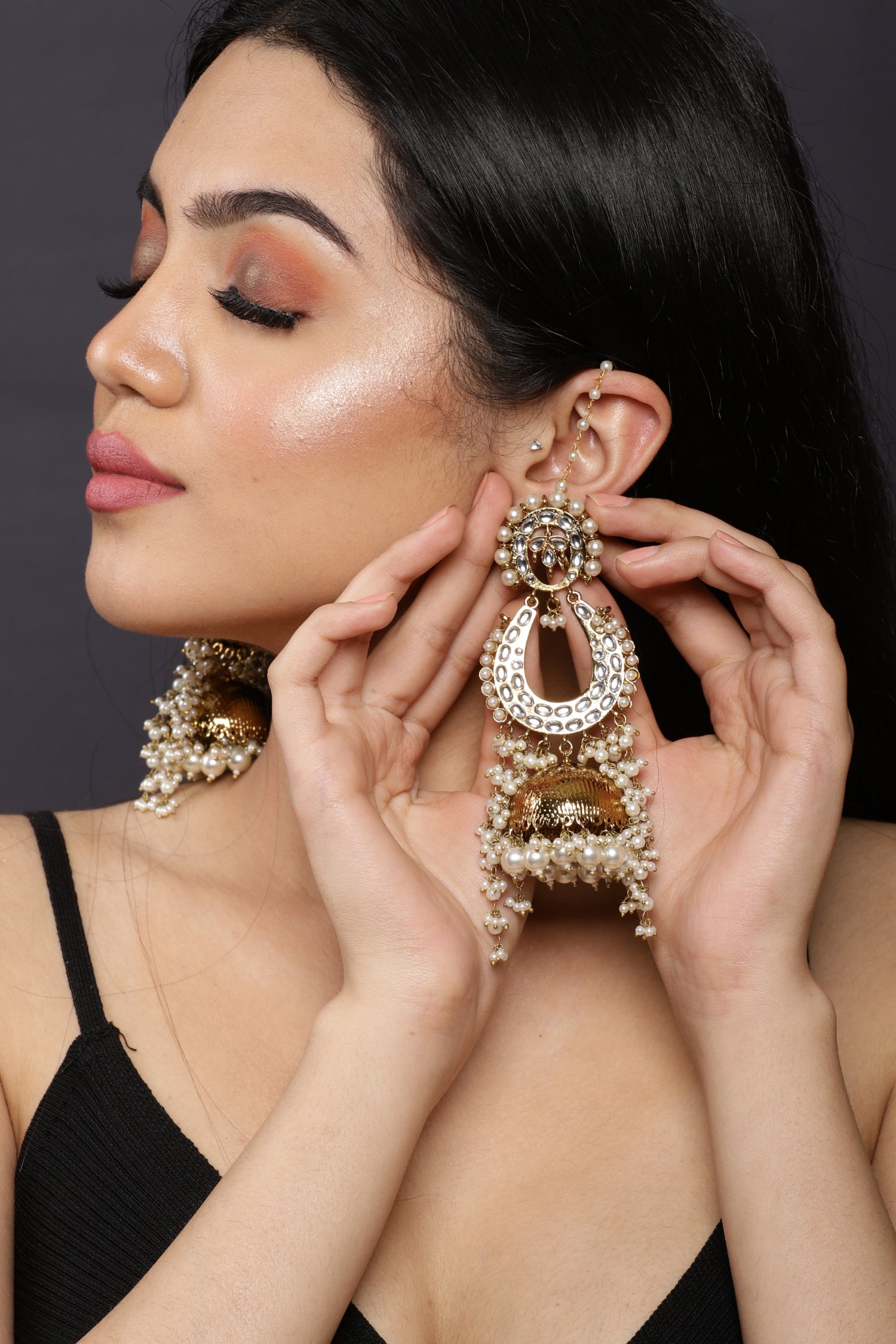 Ekani Kundan Jhumkas