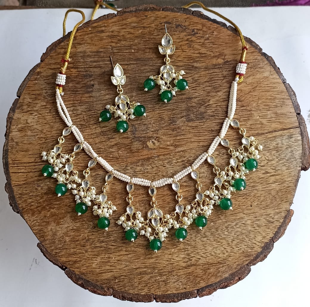 Aayra Necklace Set