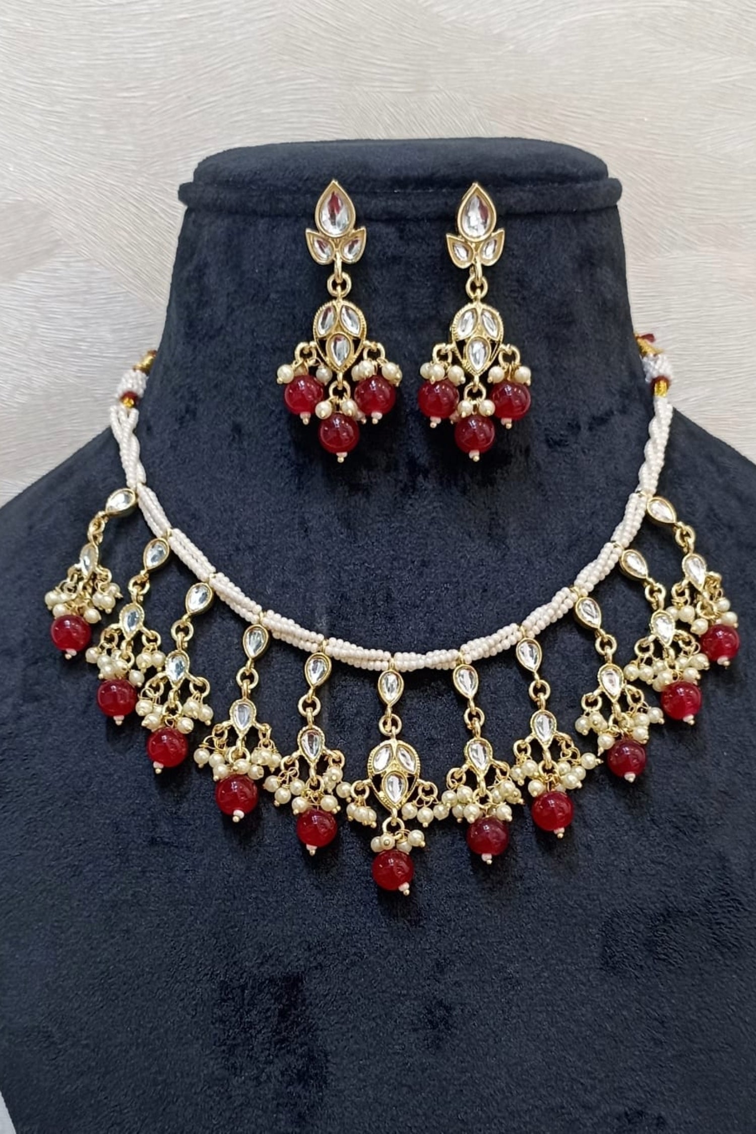 Aayra Necklace Set