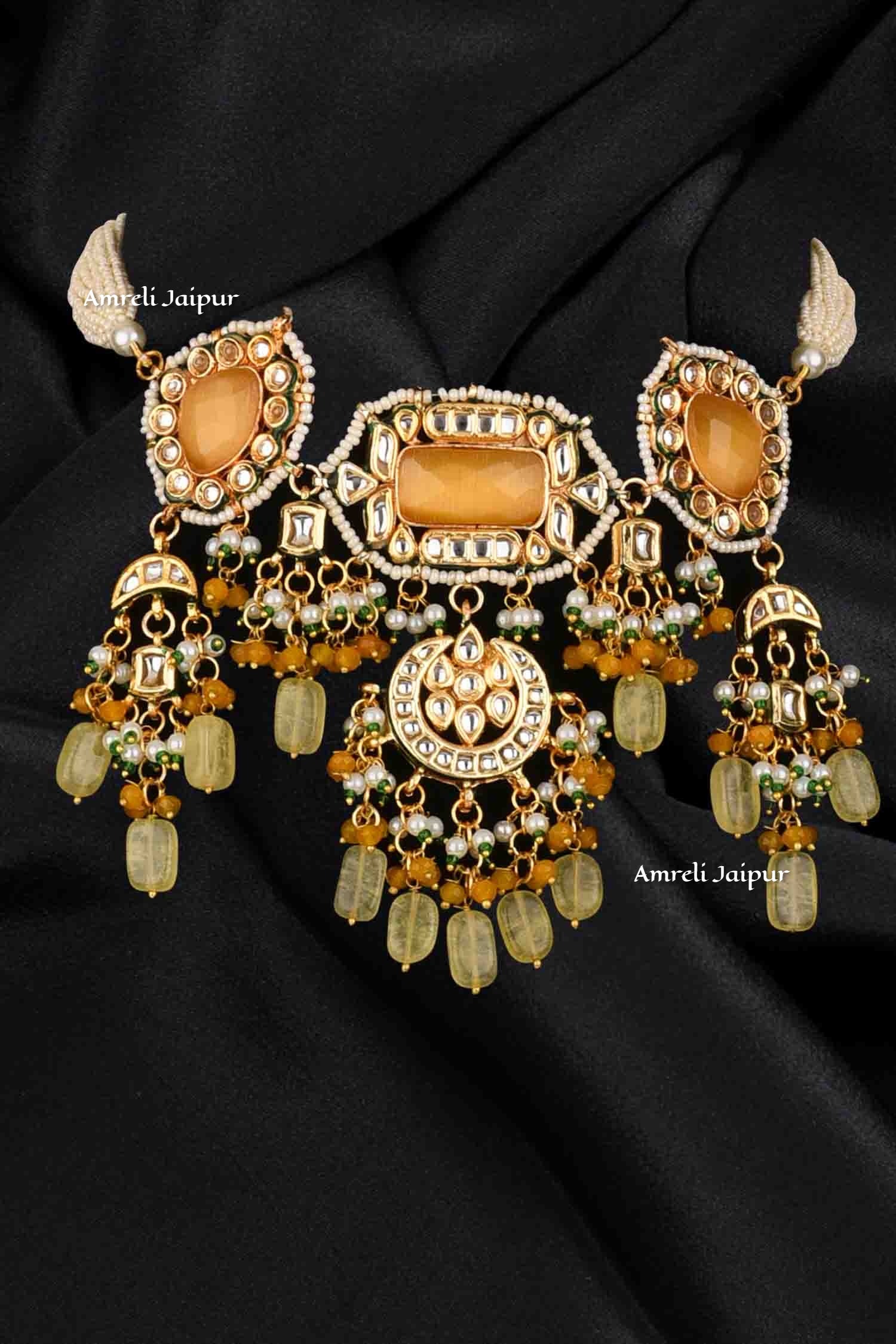 Alvira Kundan Choker Set