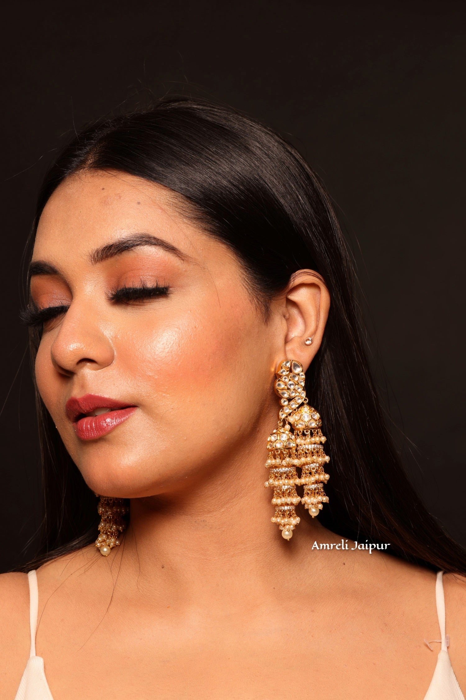 Huma Gold Cluster Earrings