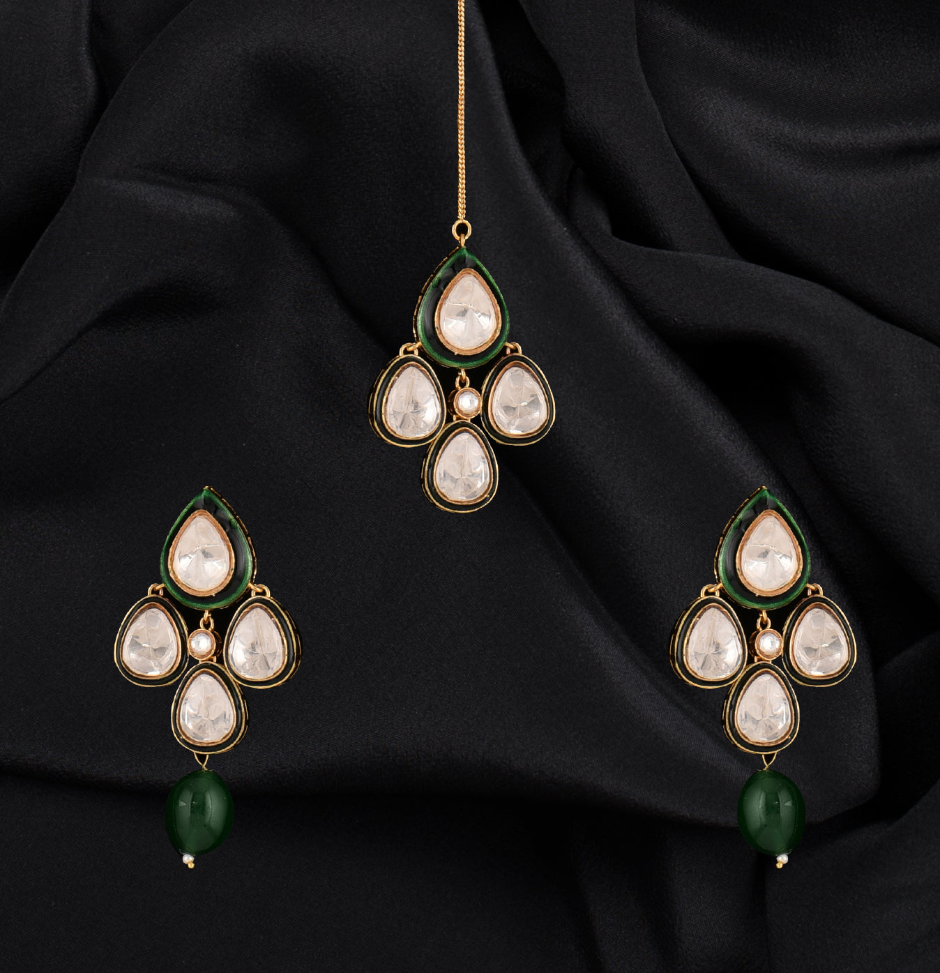 Raya Emerald Polki Necklace Set