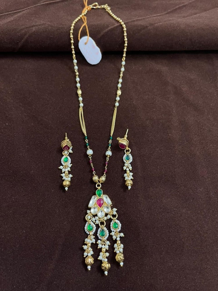 Trisa Long Pachi Kundan Set