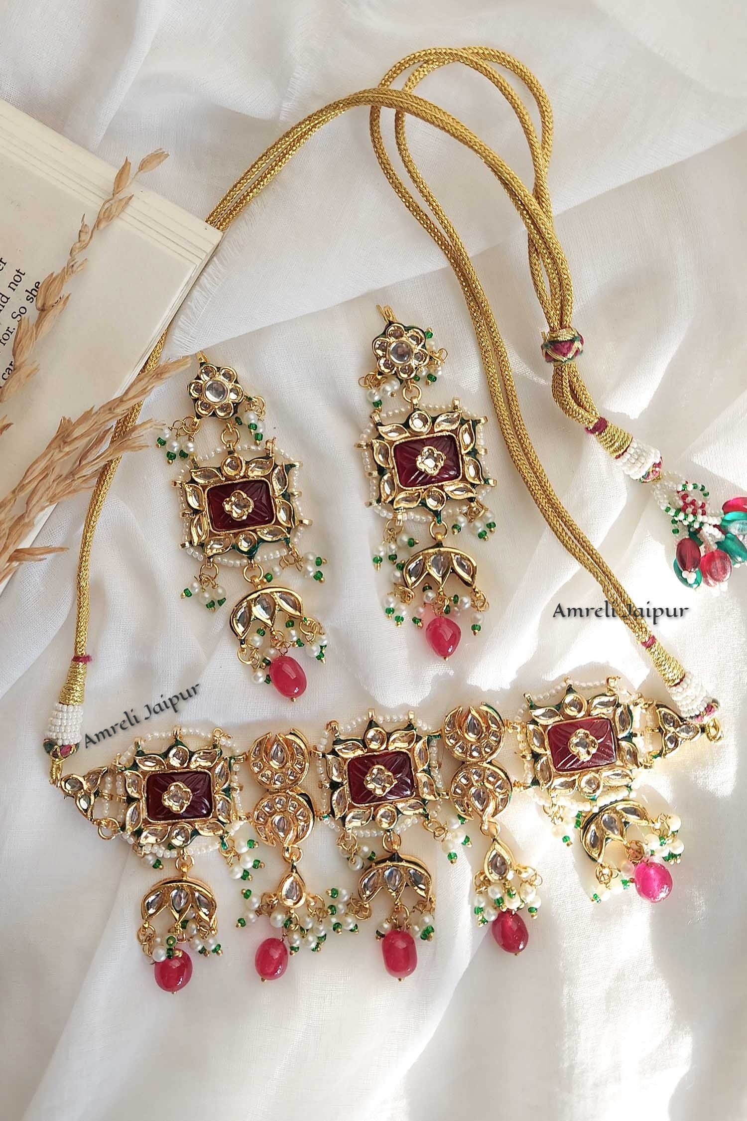 Asika Kundan Choker Set