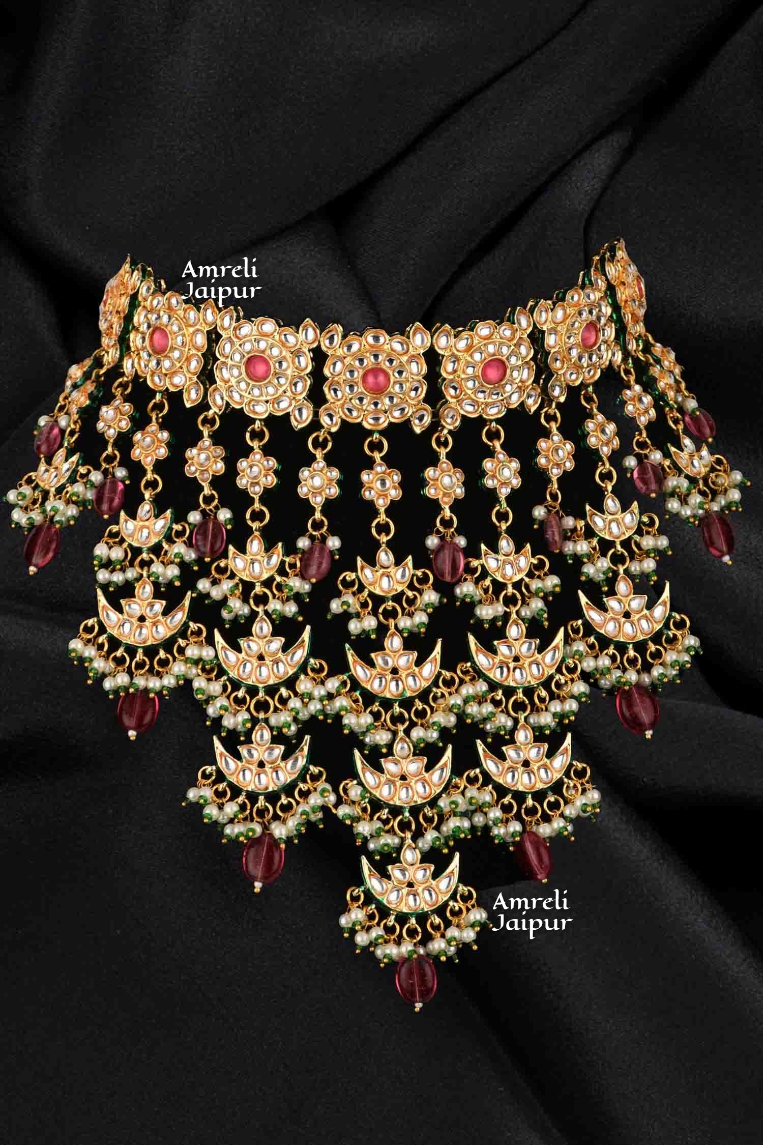 Aumya Kundan Choker Set