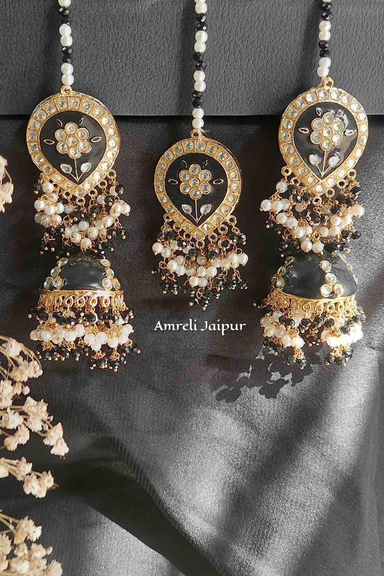 Vishma Earrings With Maangtika