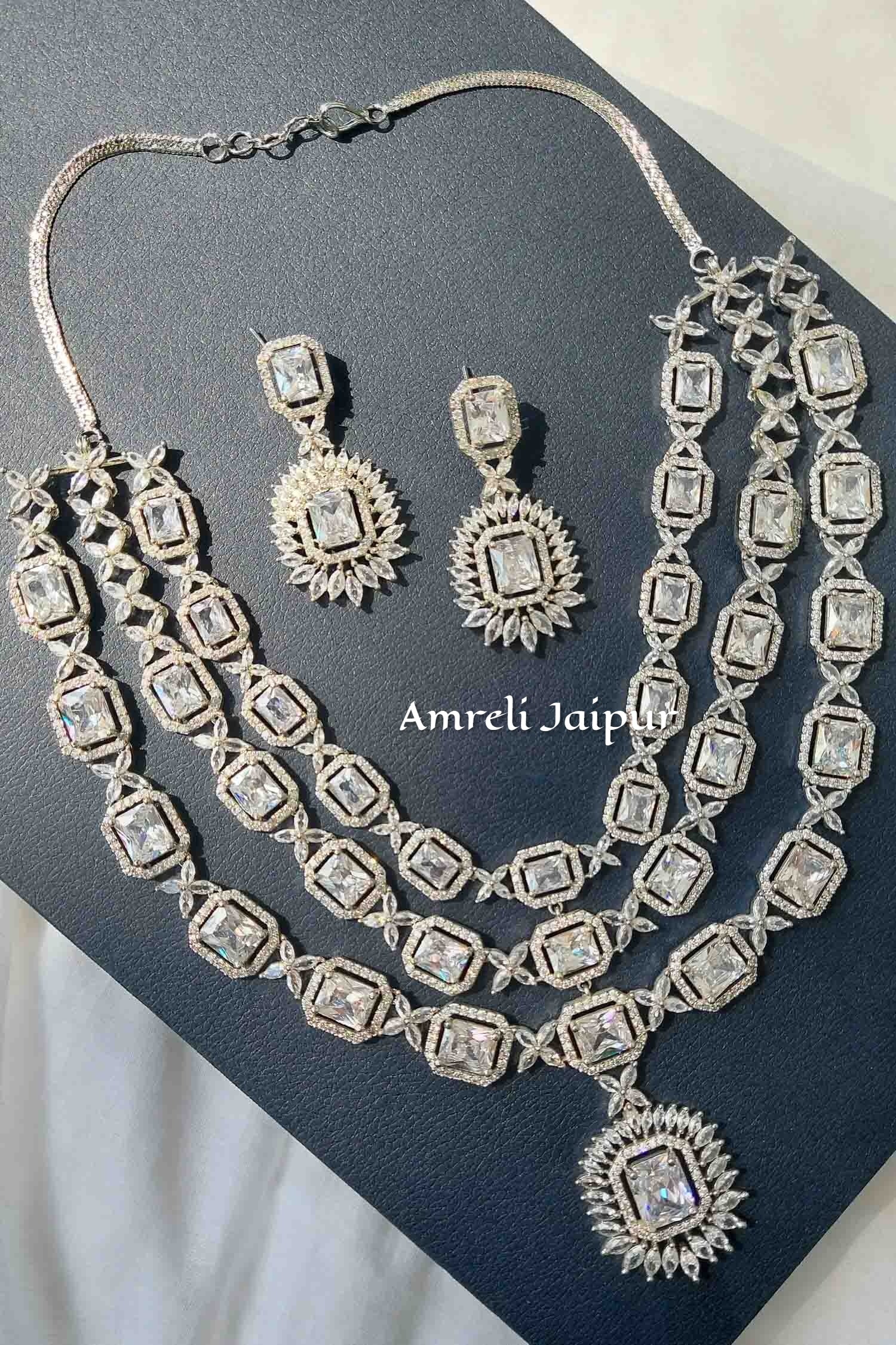 Emma Diamante Necklace Set