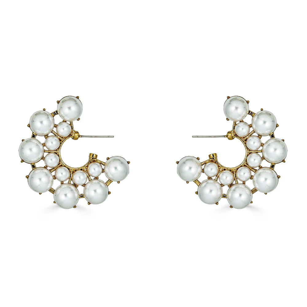 Dea Pearl Earrings