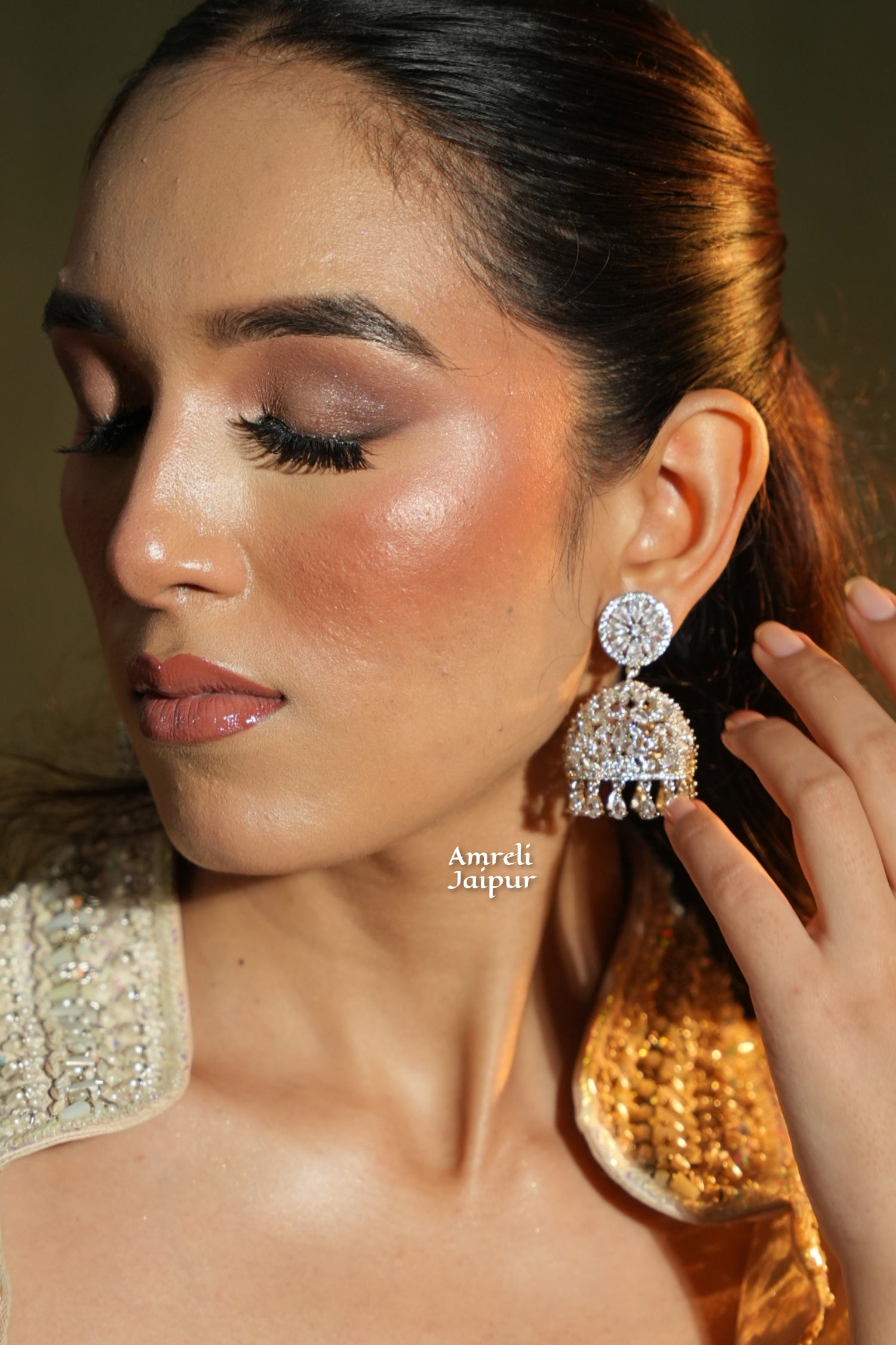 Esita Diamante Earrings With Maangtika