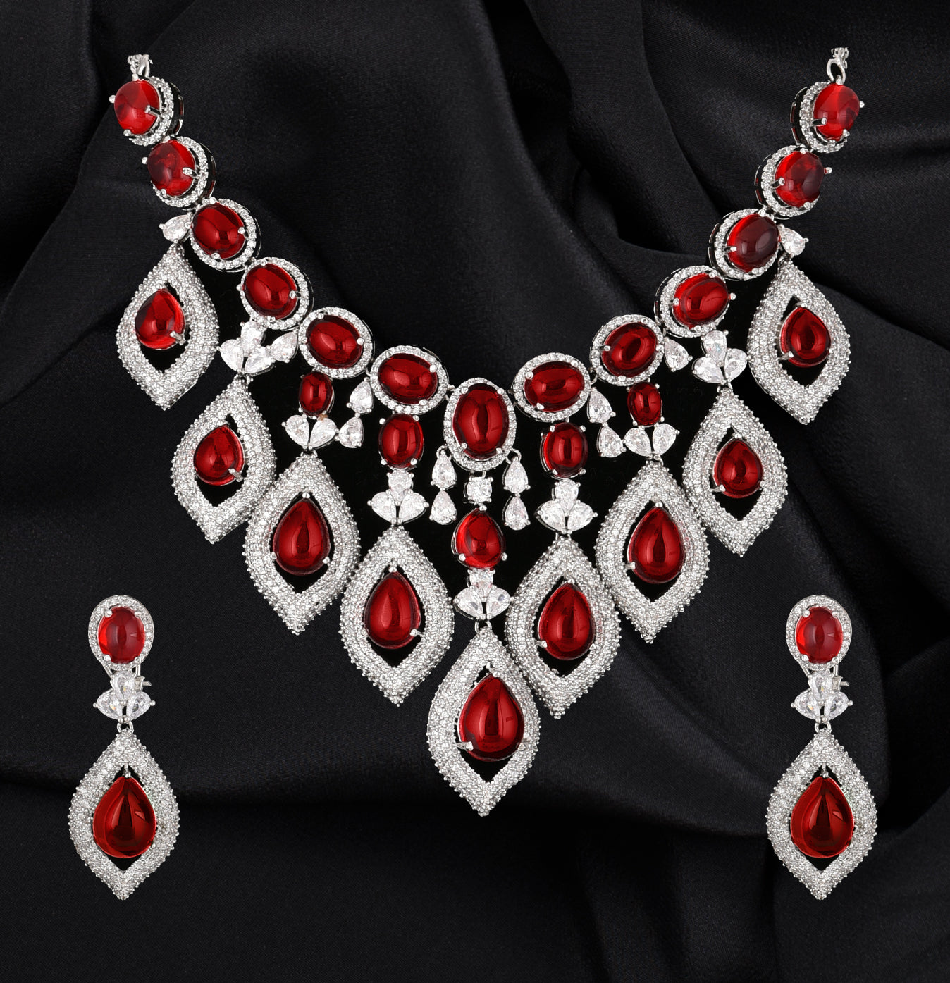 Rielle Diamond Necklace Set