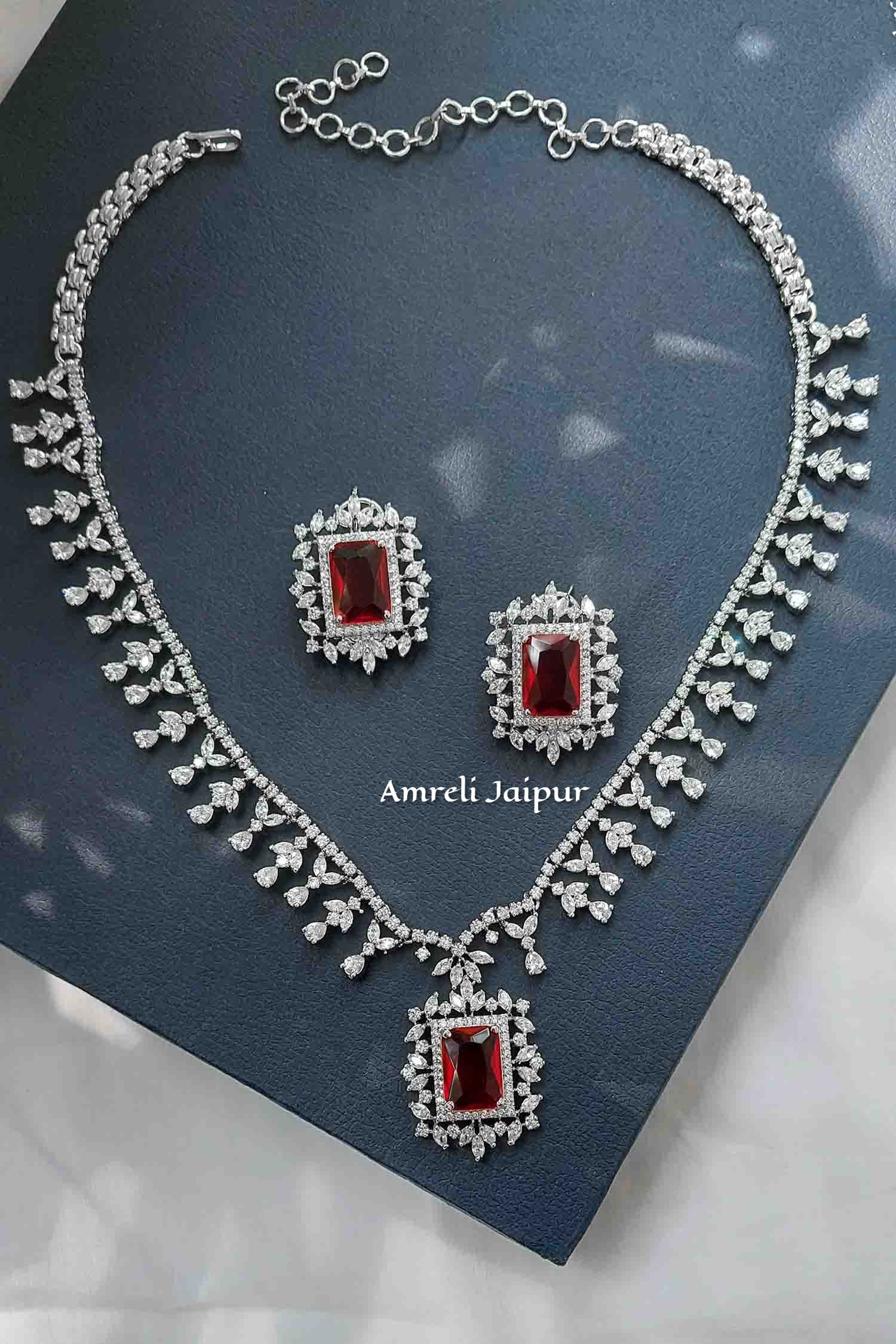 Scarlett Diamond Set