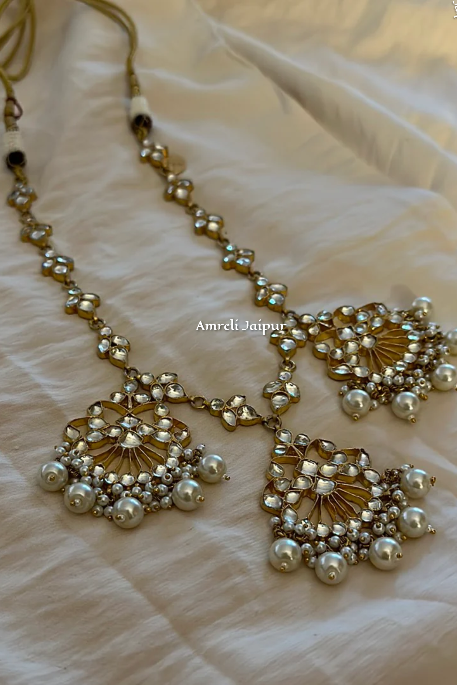 Sabah Pachi Kundan Necklace Set