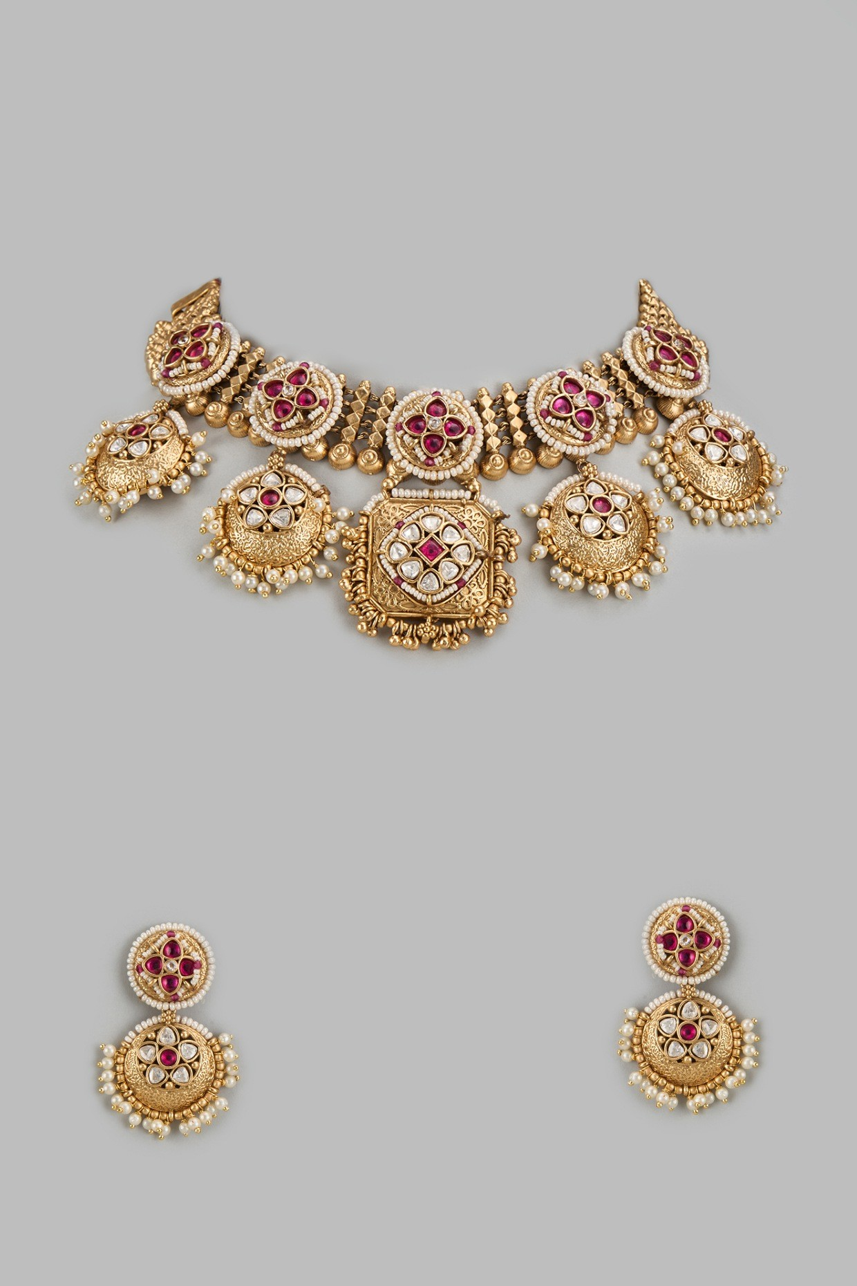 Vedi Temple Gold Set