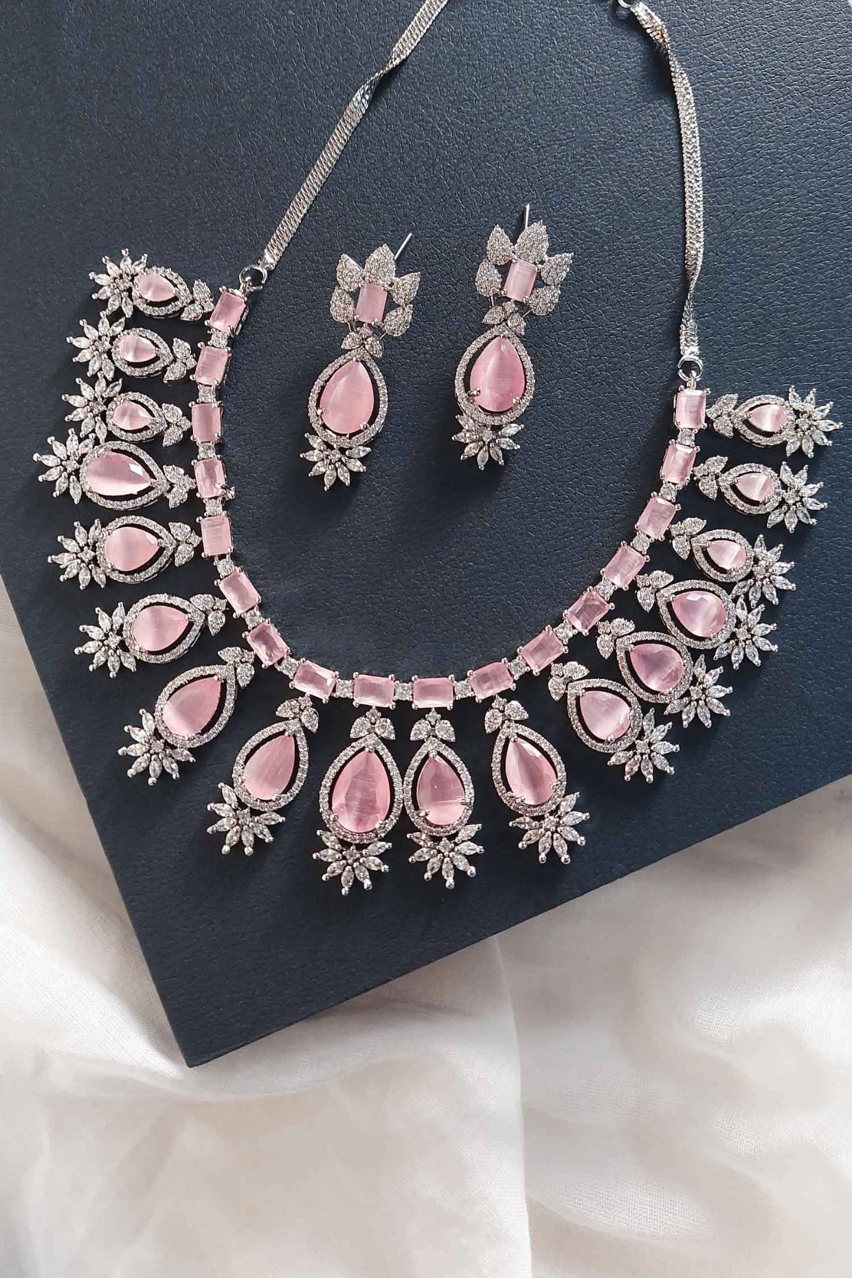 Florine Ruby Necklace Set