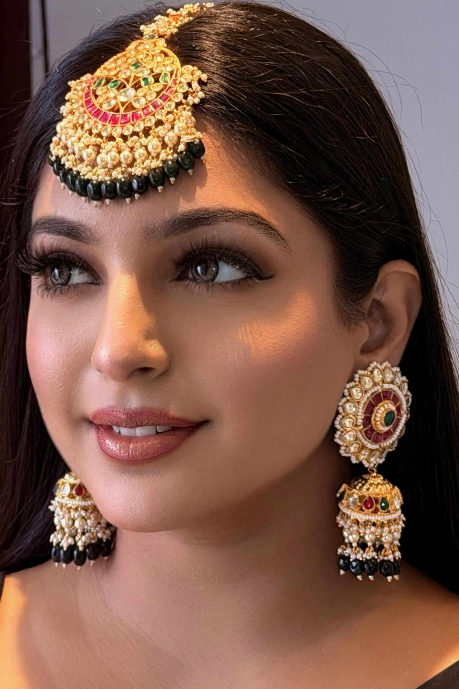 Mahalaxmi Pachi Kundan Earrings With Maangtika